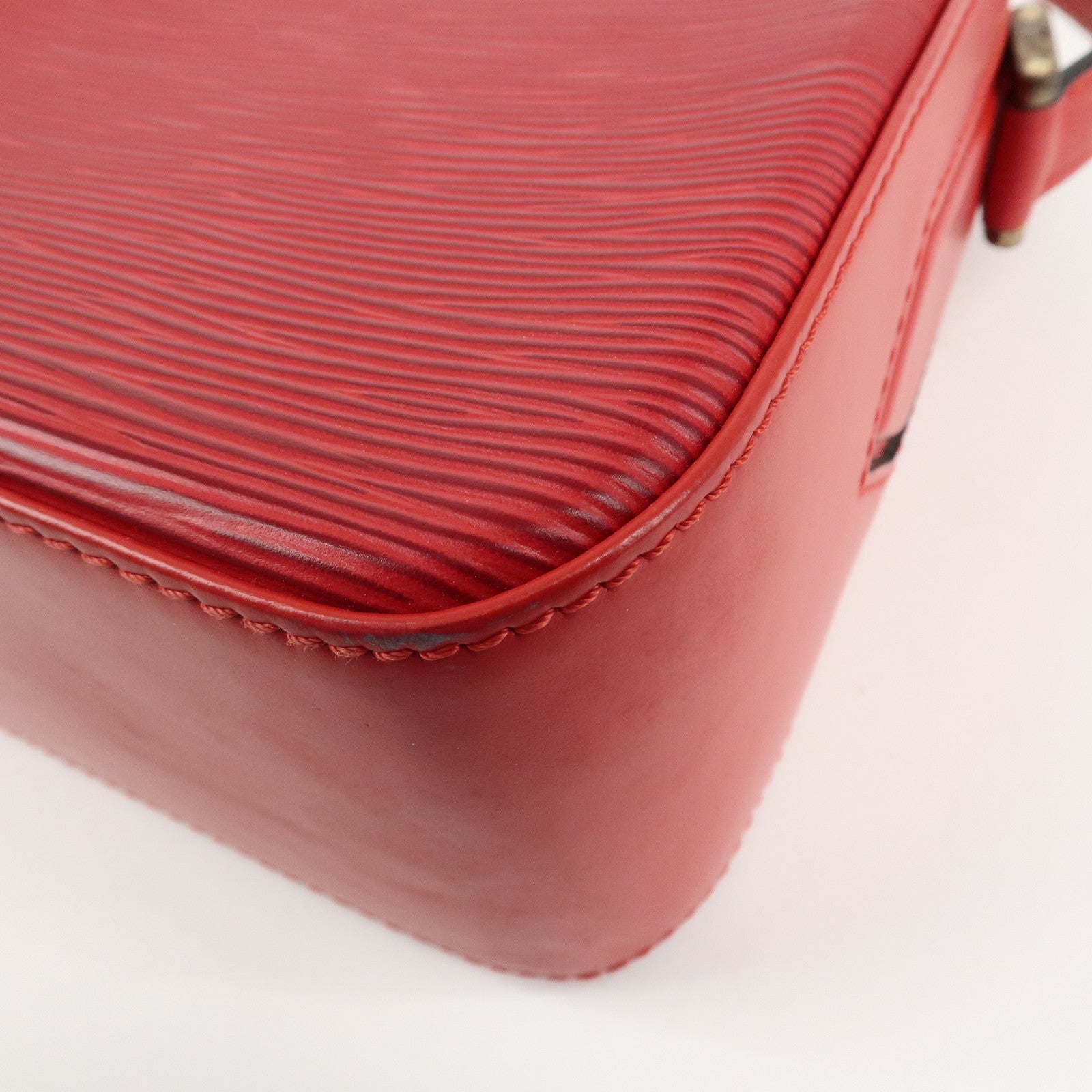 Louis Vuitton Epi Leather Buci Shoulder Bag Castilian Red M52207 Used