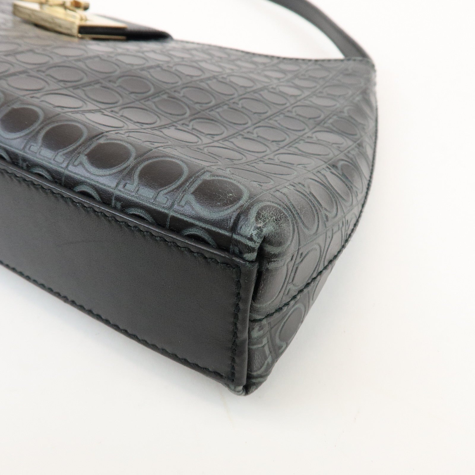 Ferragamo Gancini Leather Shoulder Bag Hand Bag Black