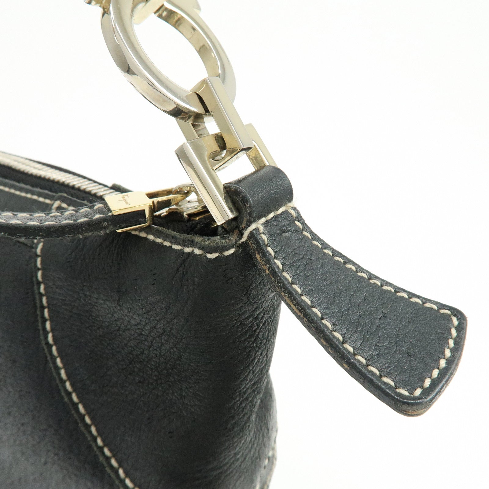 Ferragamo Gancini Leather Shoulder Bag Hand Bag Black