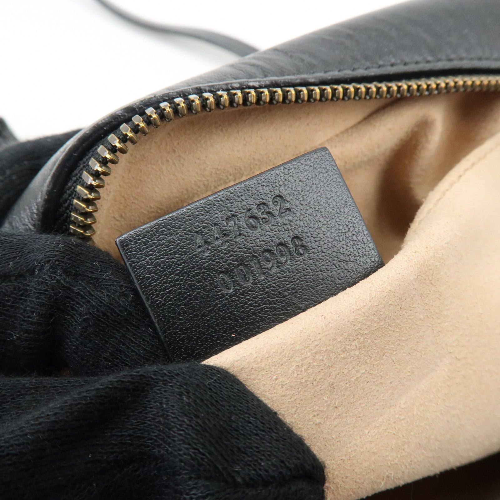 GUCCI GG Marmont Shevron Leather Shoulder Bag Black 447632