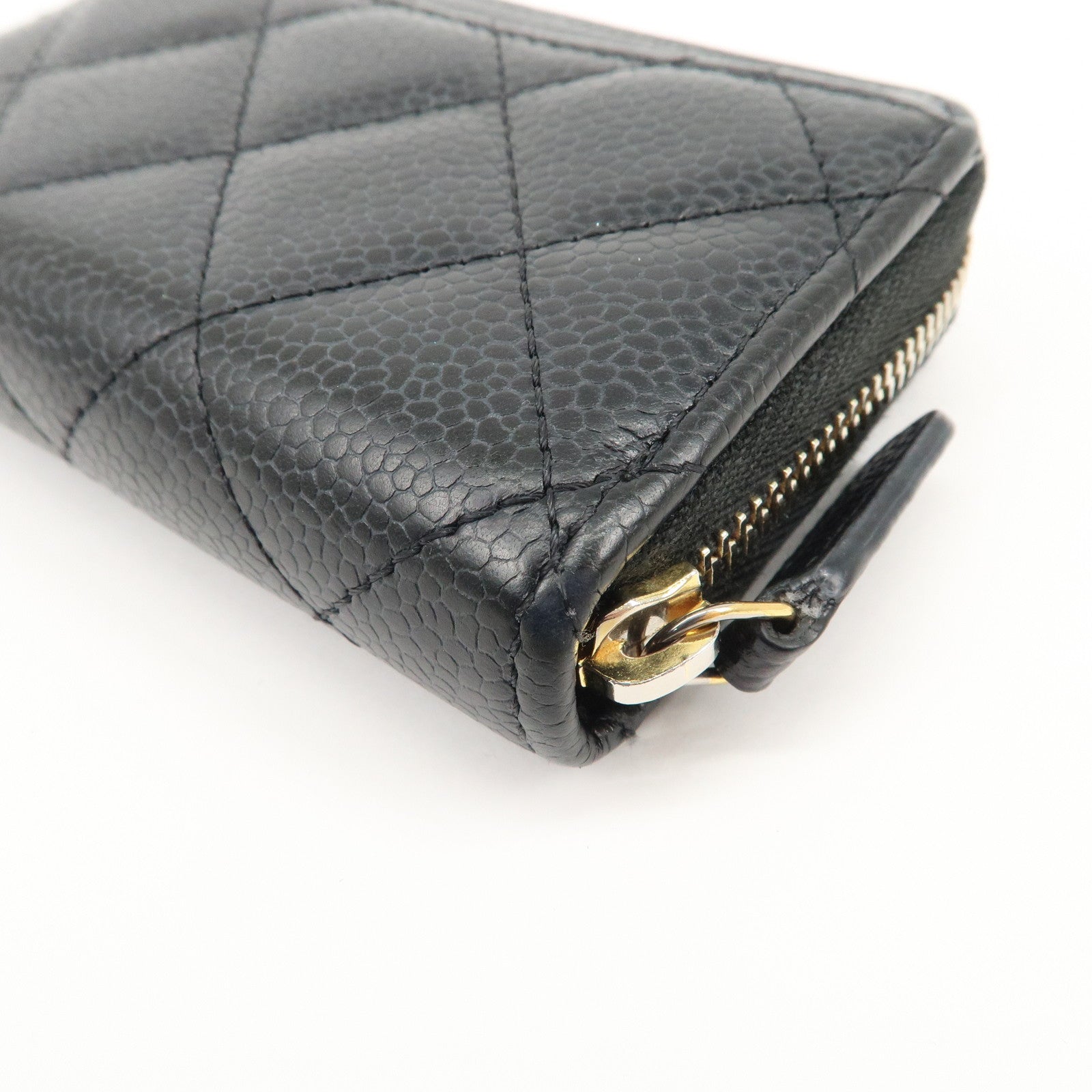 CHANEL Matelasse Timeless Classic Caviarskin Zippy Coin Case AP0216 Used