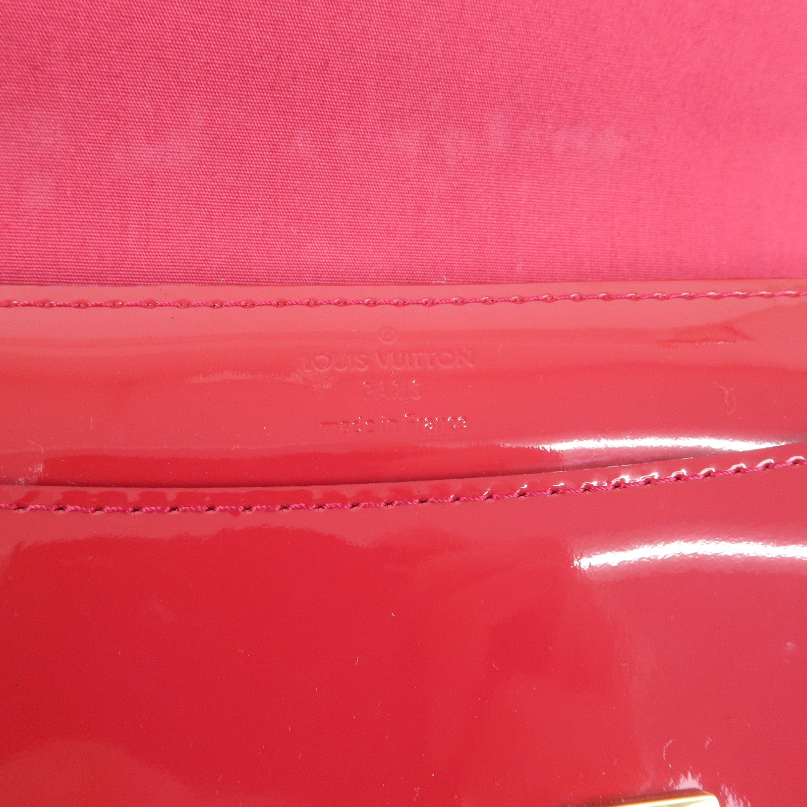 Louis Vuitton Vernis Leather Pochette Louise EW Clutch Bag M94270