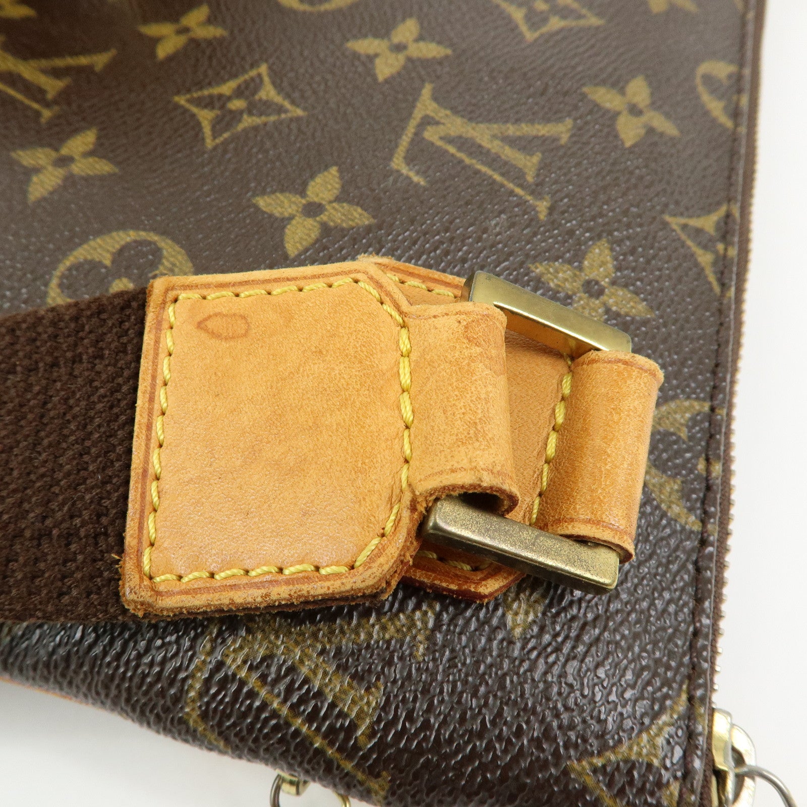 Louis Vuitton Monogram Pochette Bosphore Shoulder Bag Brown M40044