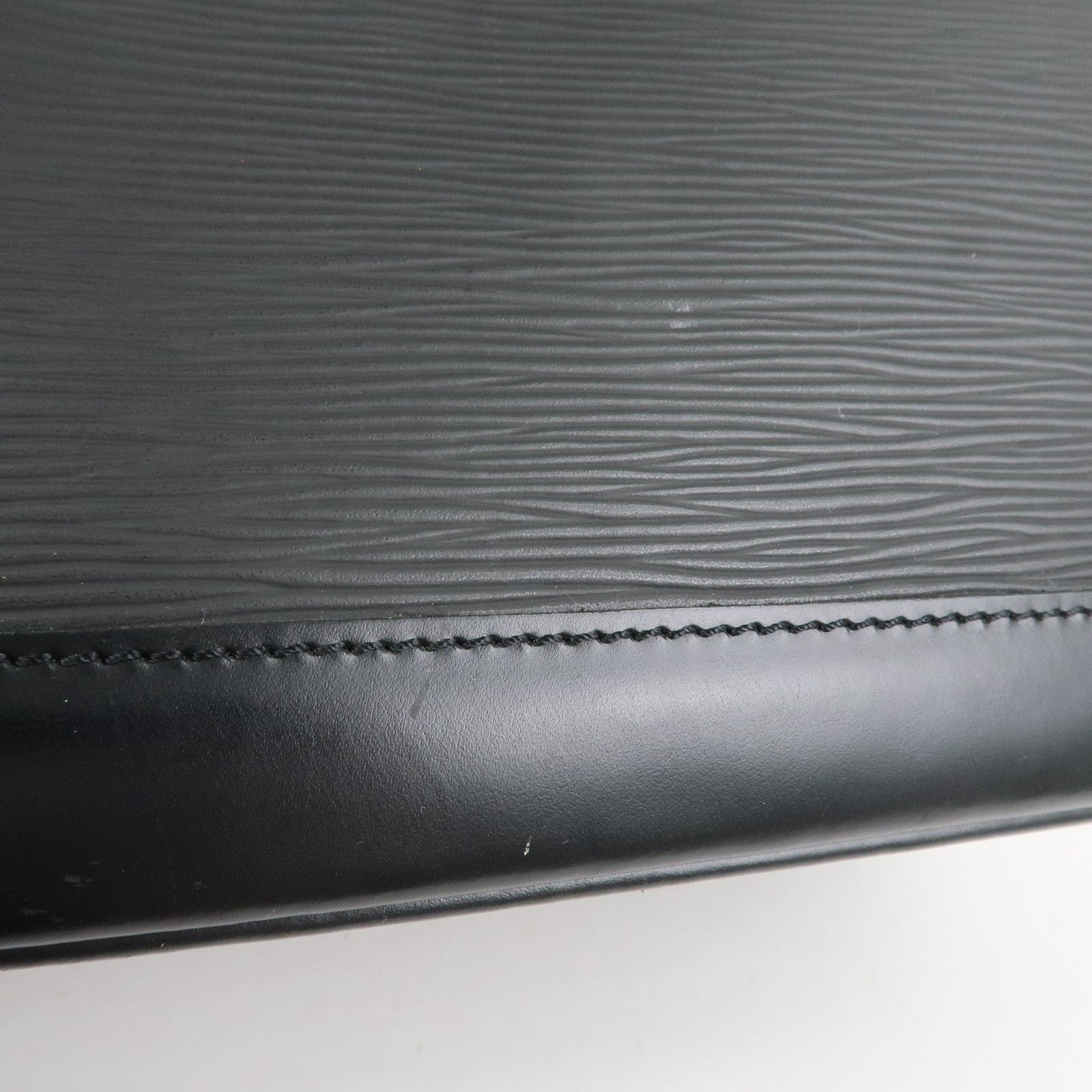 Louis Vuitton Epi Leather Alma PM Hand Bag Noir Black M52802