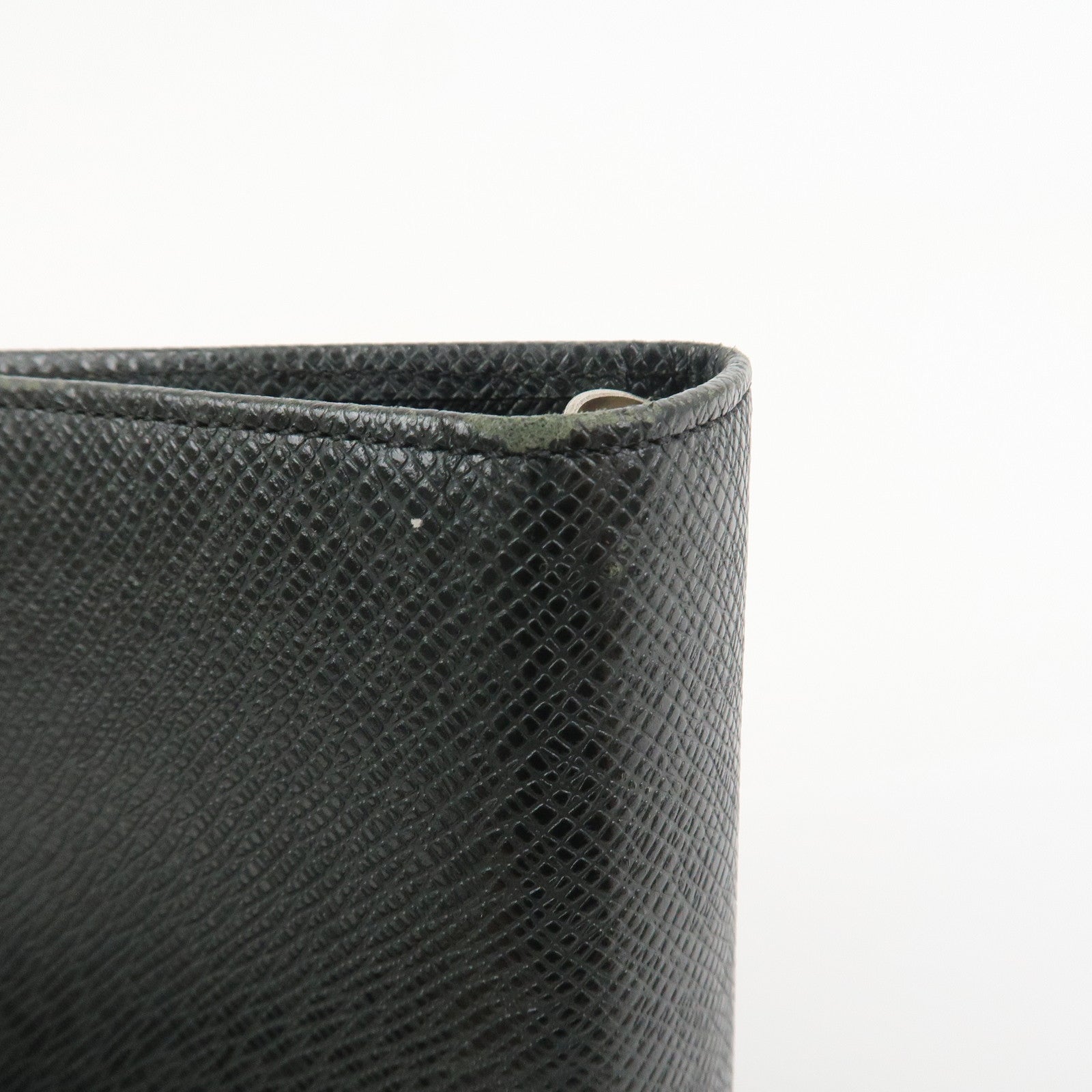 Louis Vuitton Taiga Leather Agenda MM Planner Cover Ardoise R20222