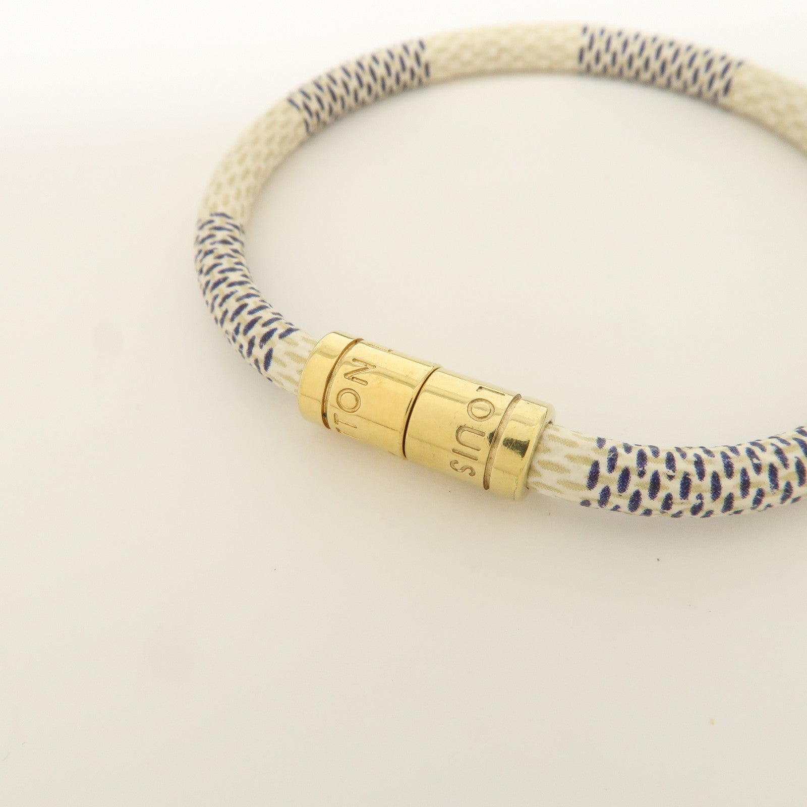 Louis Vuitton Damier Azur Canvas Keep It Bracelet Ivory M6607E