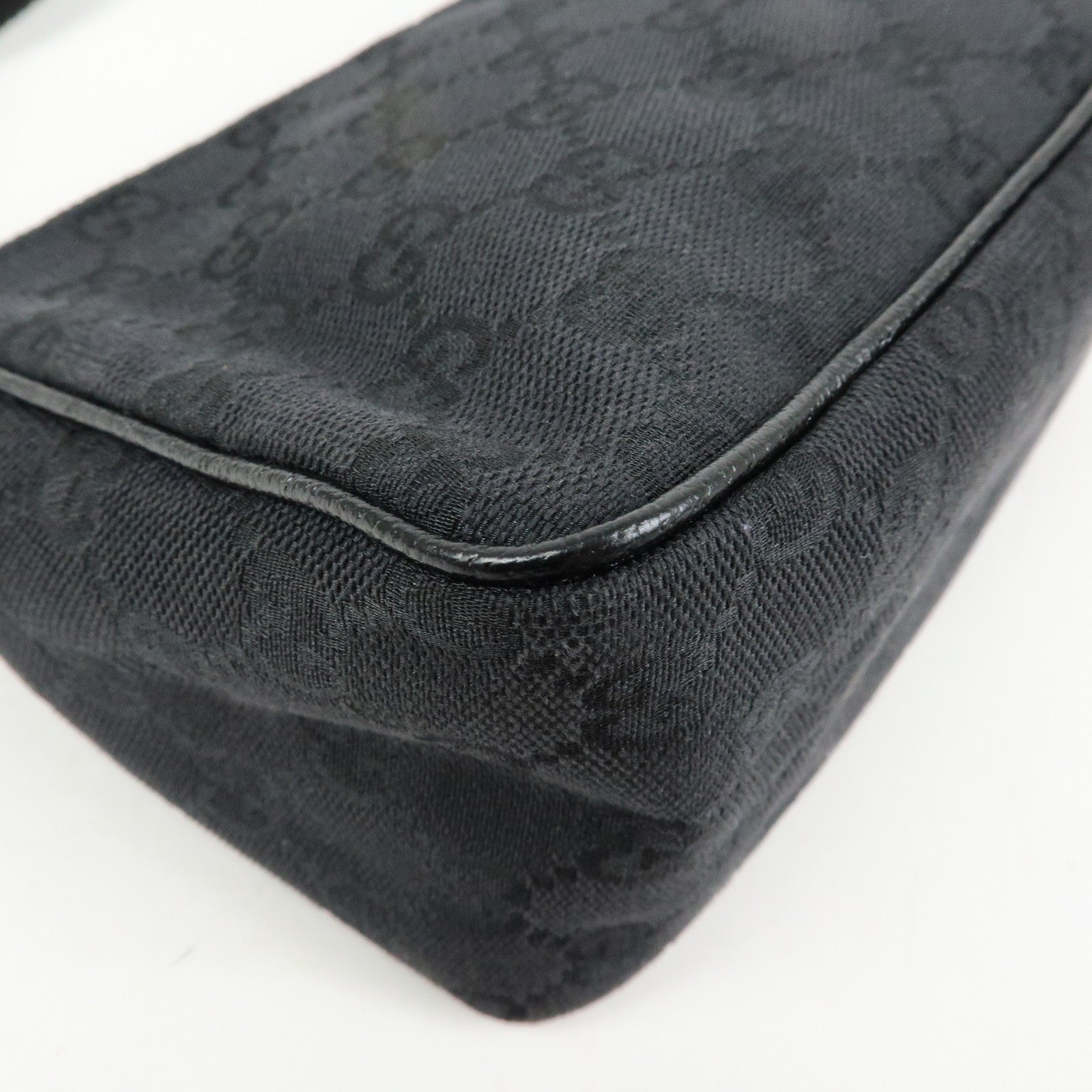 GUCCI Logo GG Canvas Leather Small Hand Bag Pouch Black 106644