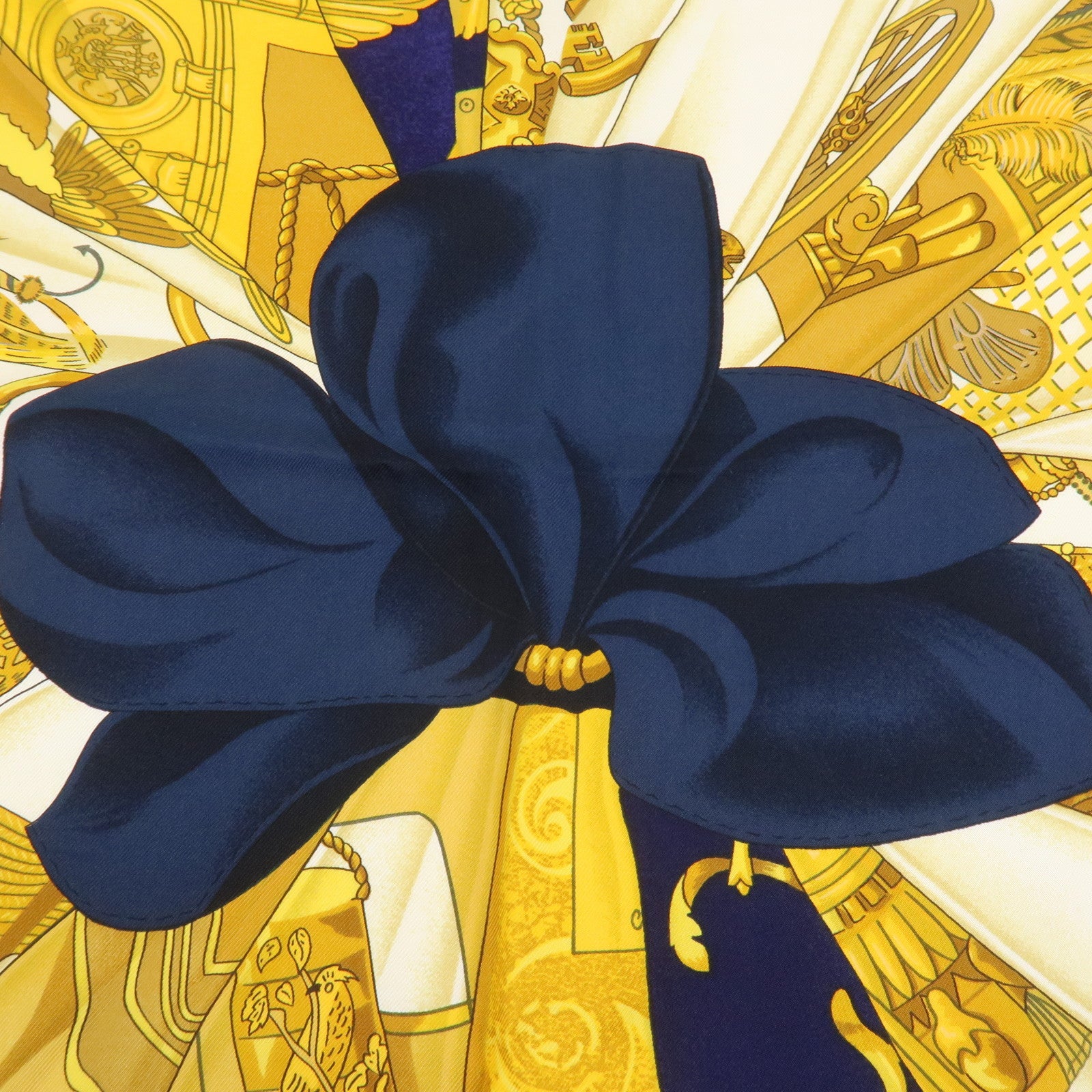 HERMES Carre 90 Silk 100% Scarf Soleil de Soie Gold Red Navy