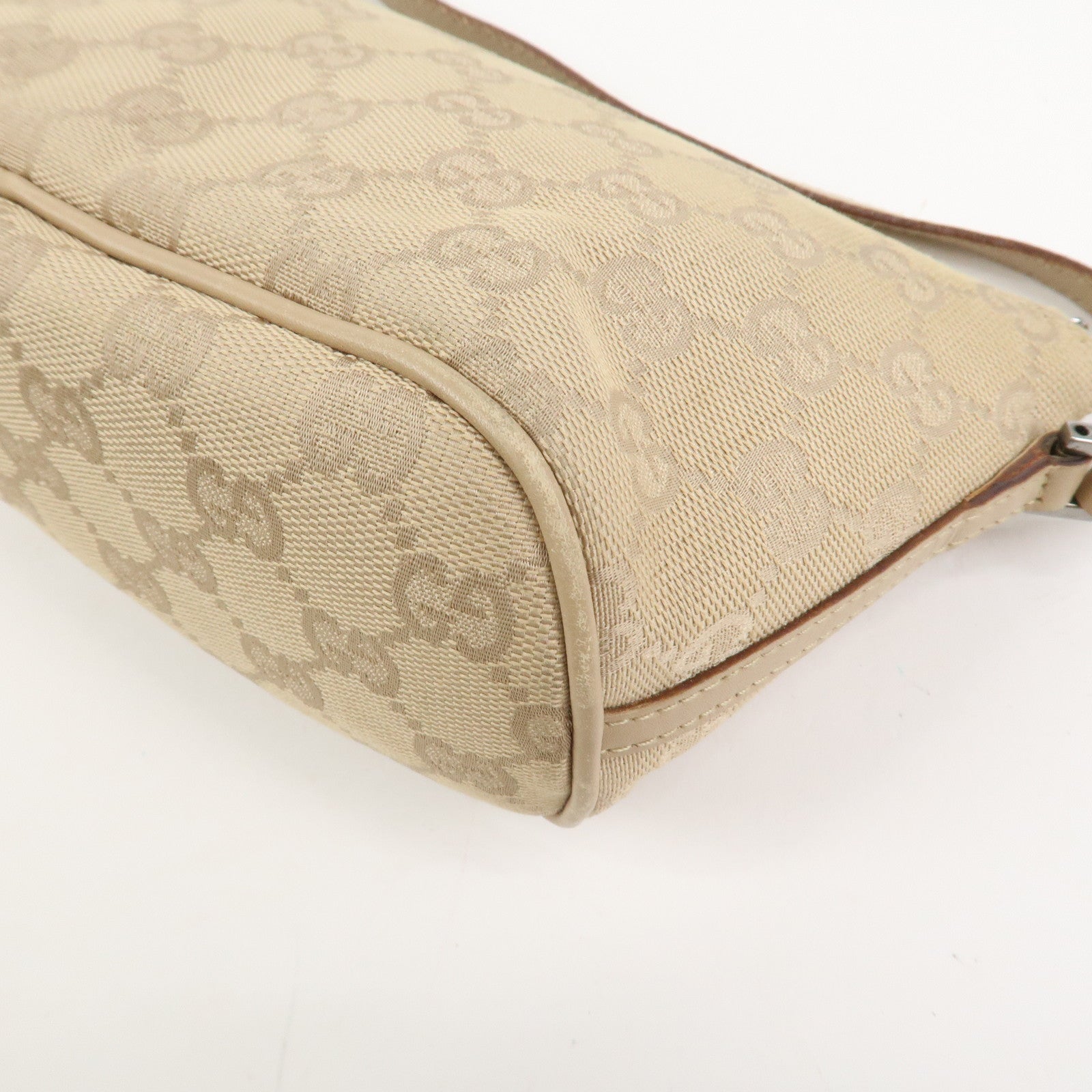 GUCCI Boat Bag GG Canvas Leather Hand Bag Pouch Beige 07198