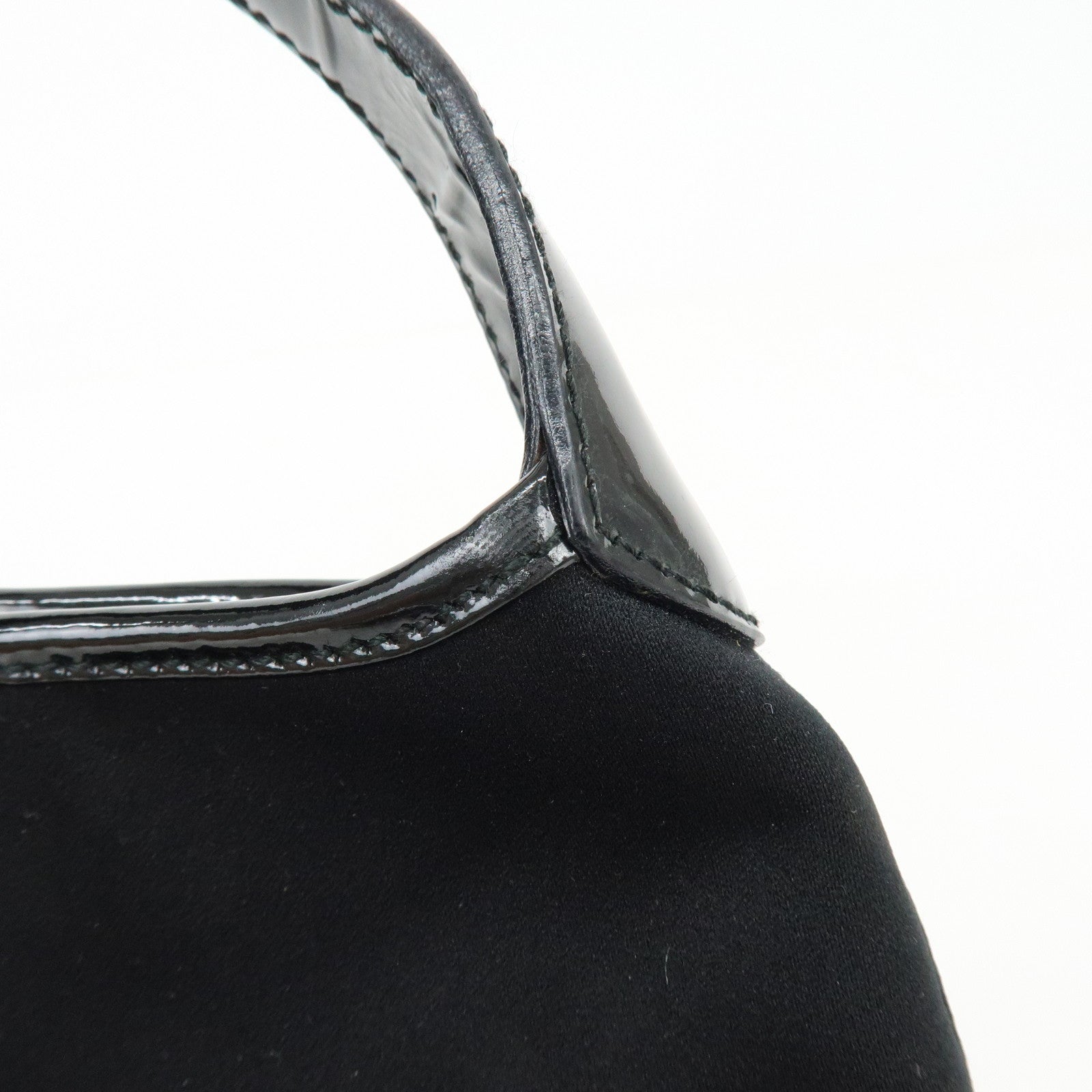 GUCCI Jackie Nylon Patent Leather Hand Bag Black 005・0775