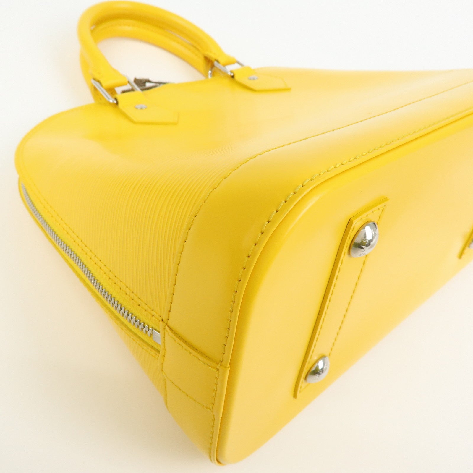 Louis Vuitton Epi Alma PM Leather Hand Bag Mimosa M40951
