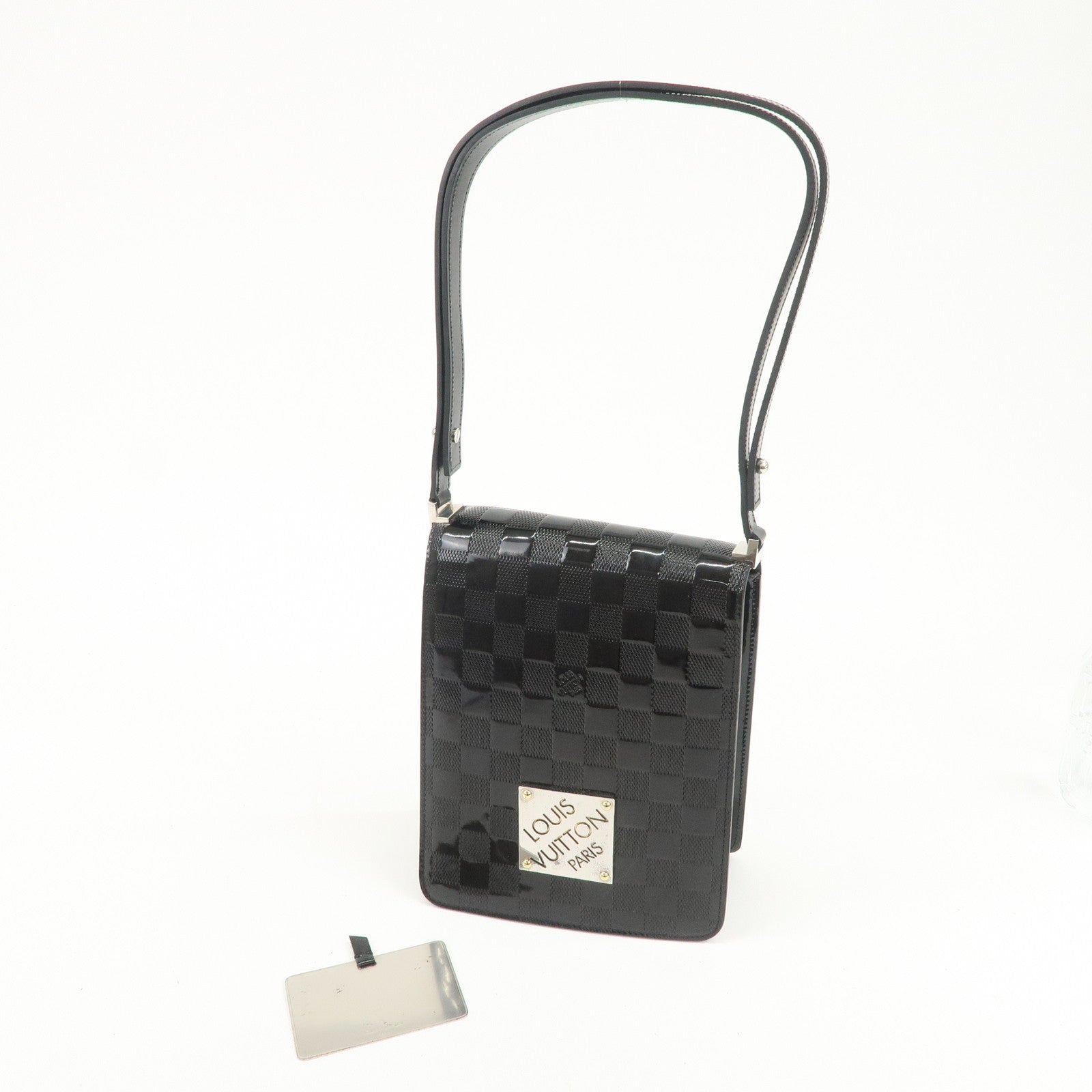 Louis Vuitton Damier Vernis Club Shoulder Bag Noir M92127