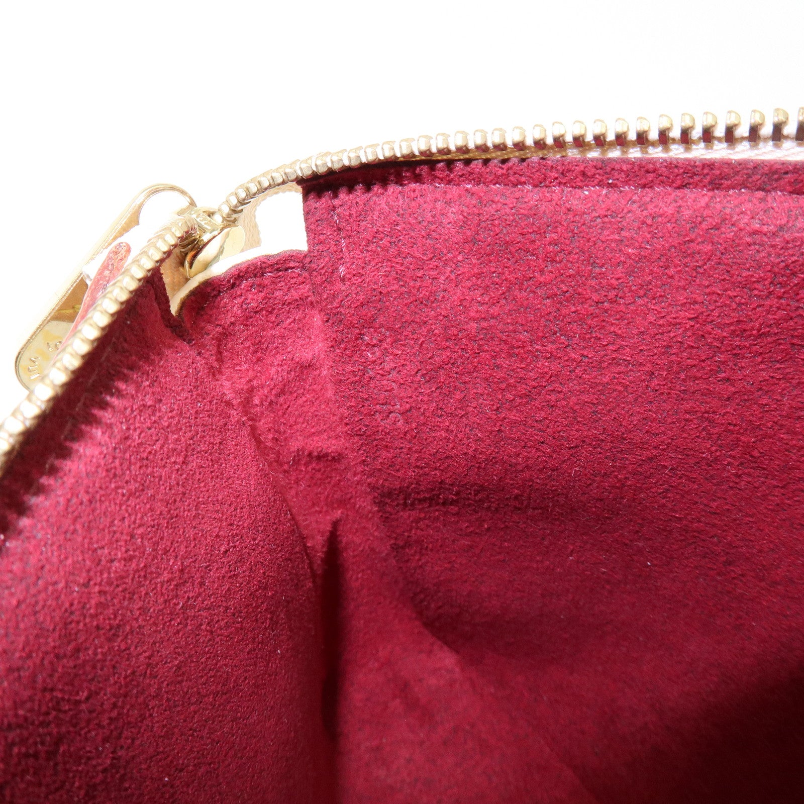 Louis Vuitton Monogram Multicolor Pochette Accessoires Blanc M92649
