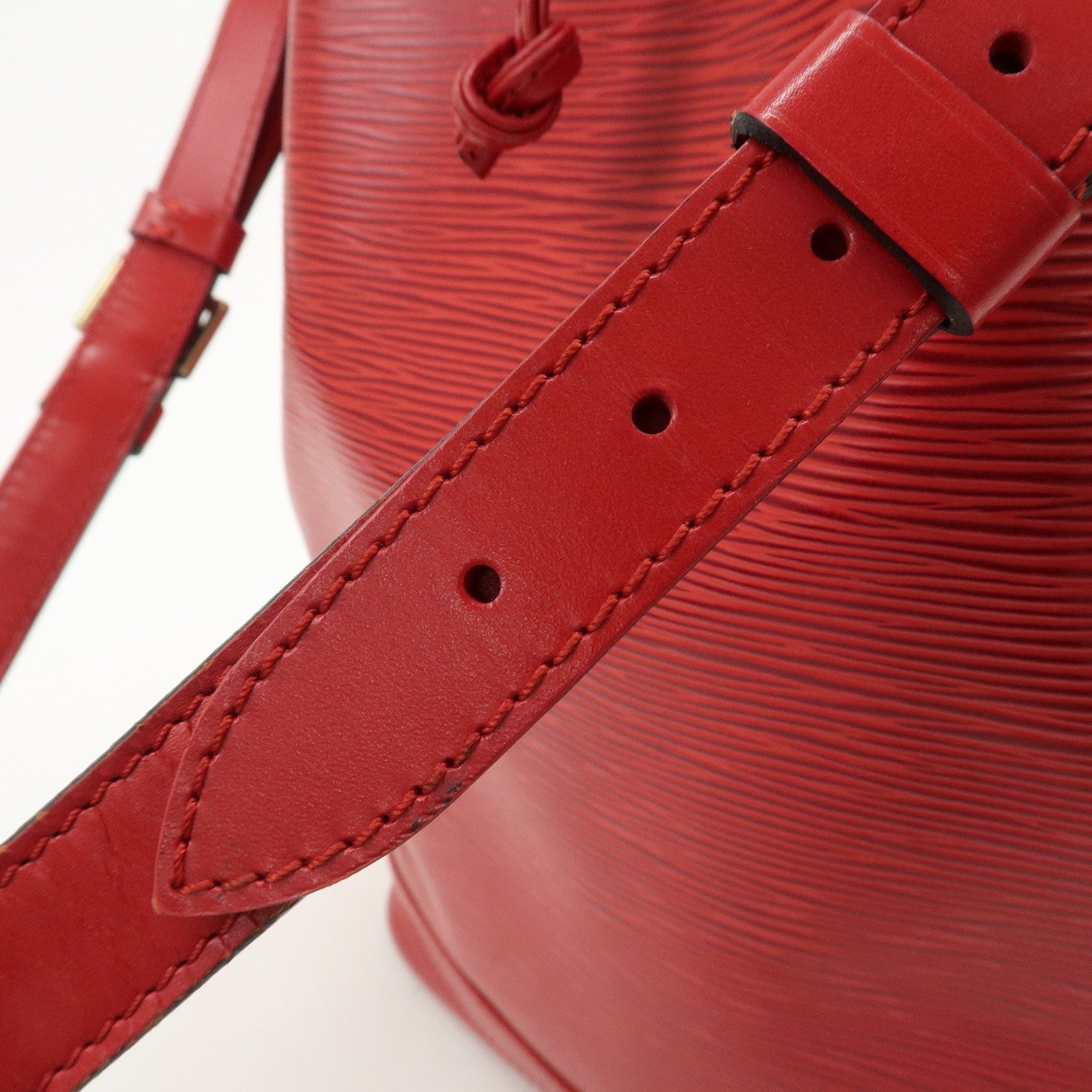 Louis Vuitton Epi Leather Noe Shoulder Bag Castilian Red M59007