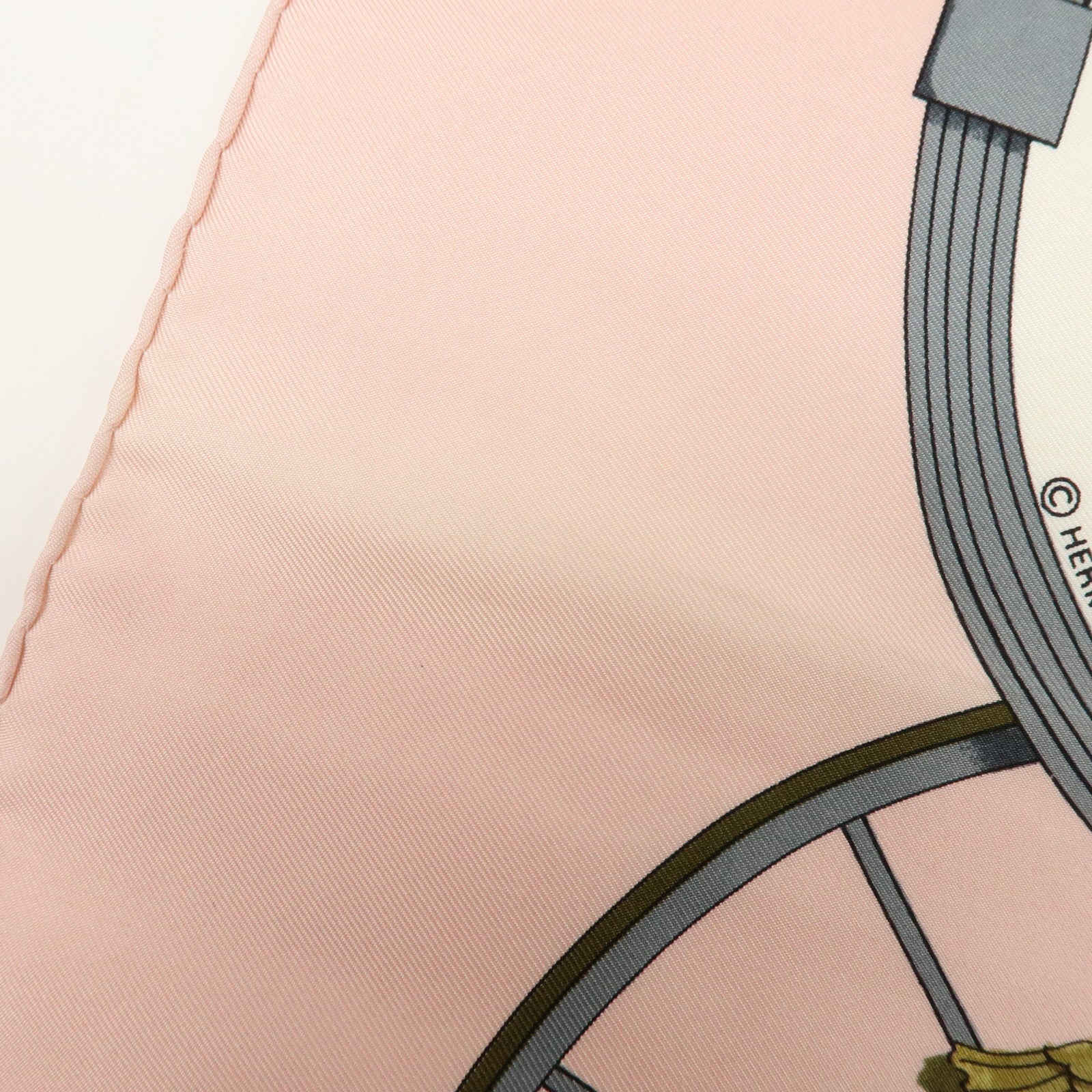 HERMES Carre 90 Silk 100% Scarf SPRINGS Carriage Print Pink White