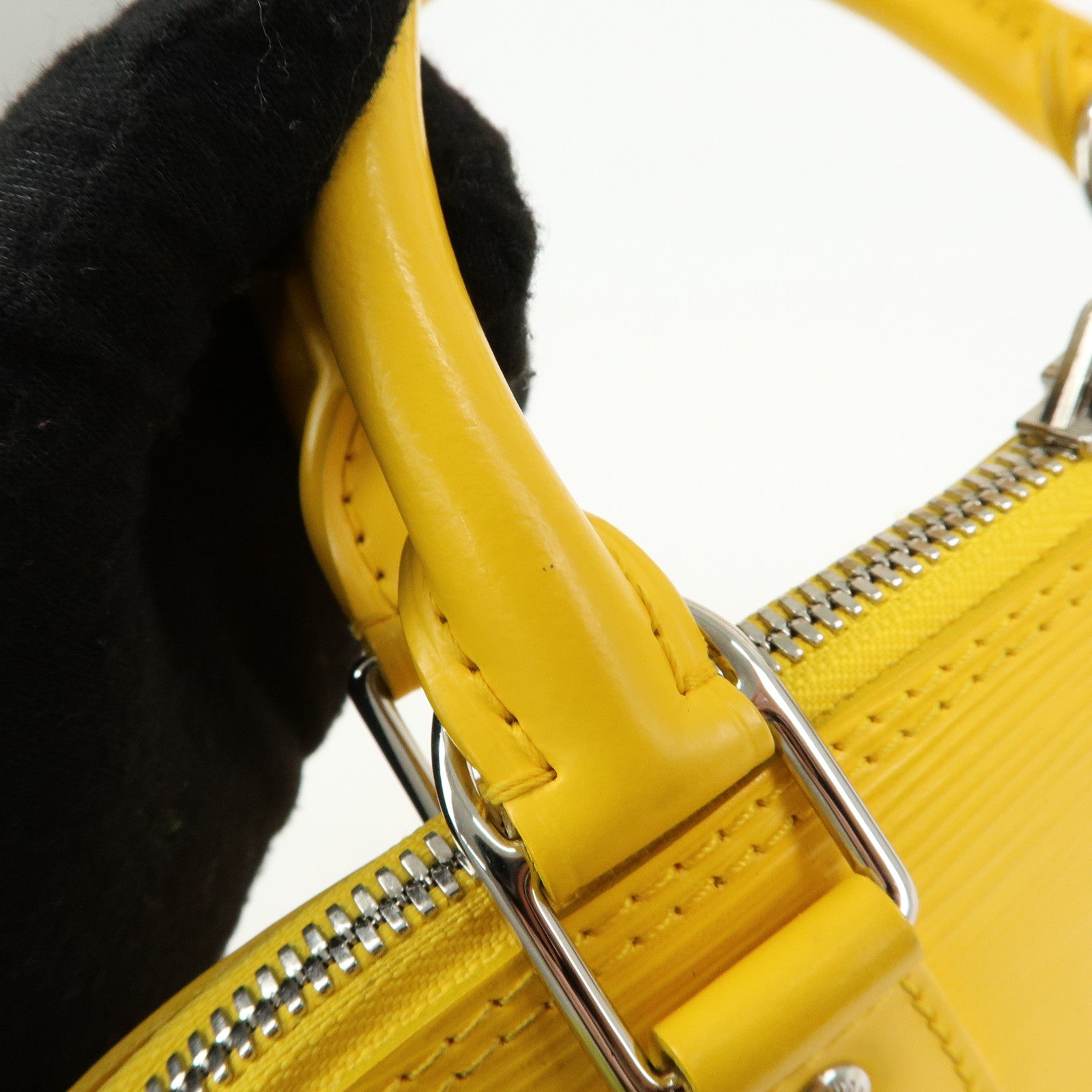 Louis Vuitton Epi Alma PM Leather Hand Bag Mimosa M40951