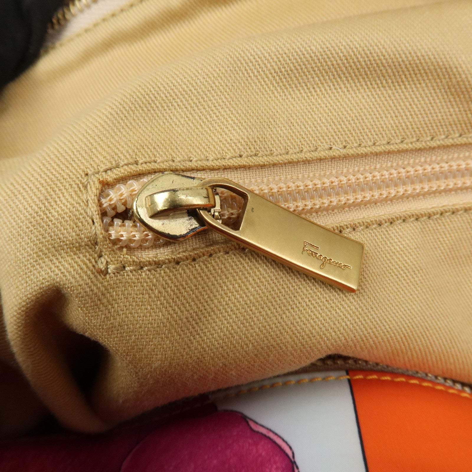 Ferragamo Gancini Nylon Leather Tote bag Shoulder Bag Multicolor