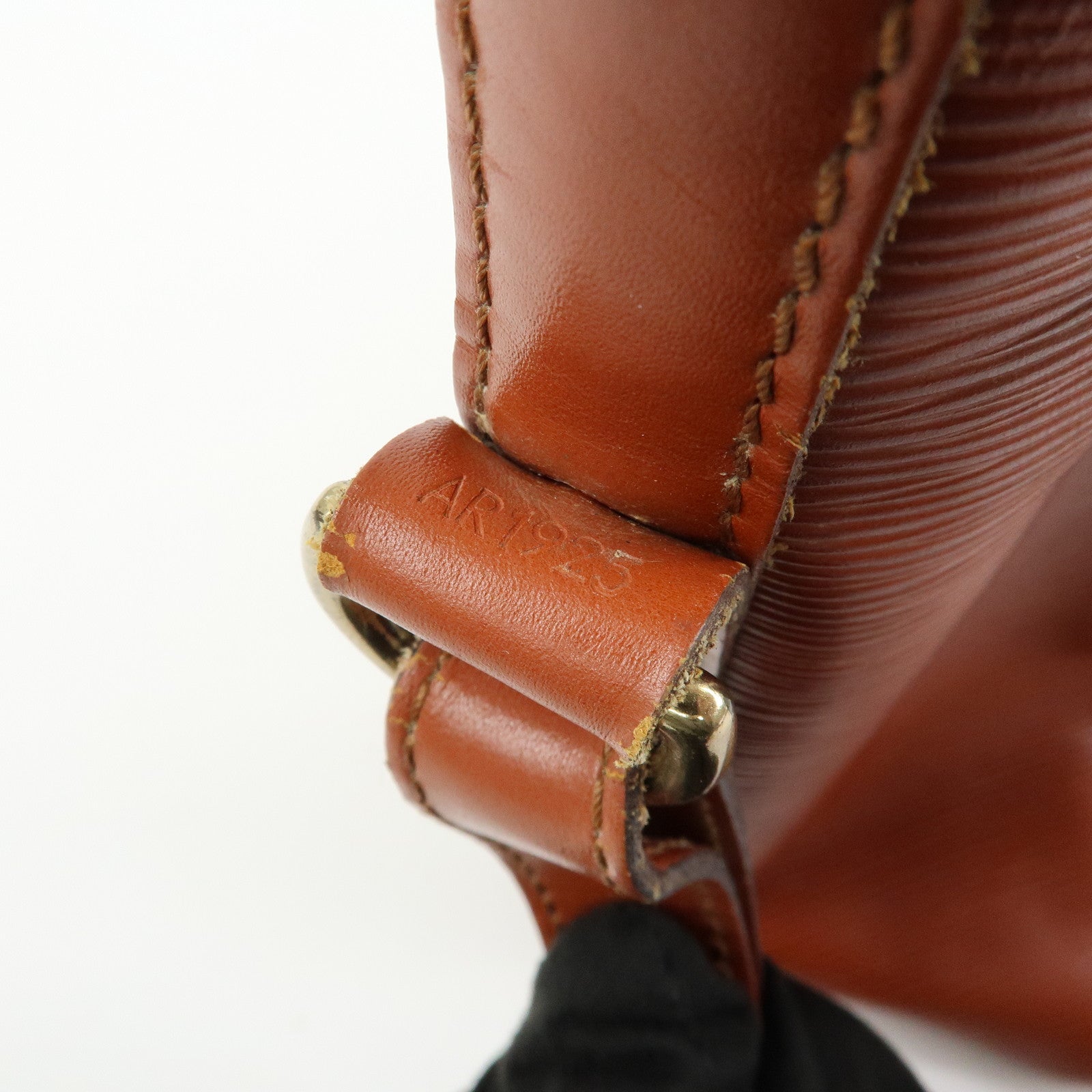 Louis Vuitton Epi Petit Noe Shoulder Bag Kenya Brown M44103