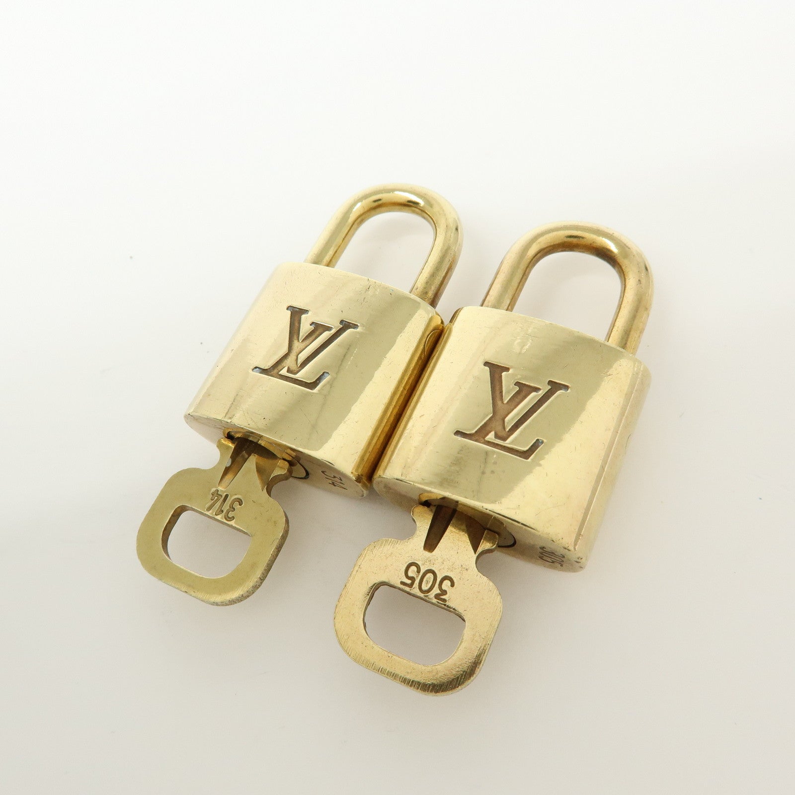 Louis Vuitton Set of 10 Lock & Key Cadena Key Lock Used