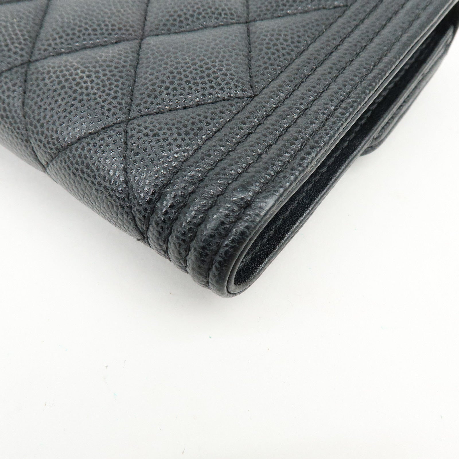 CHANEL Boy CHANEL Cavairskin Flap Compact Wallet Black A80734
