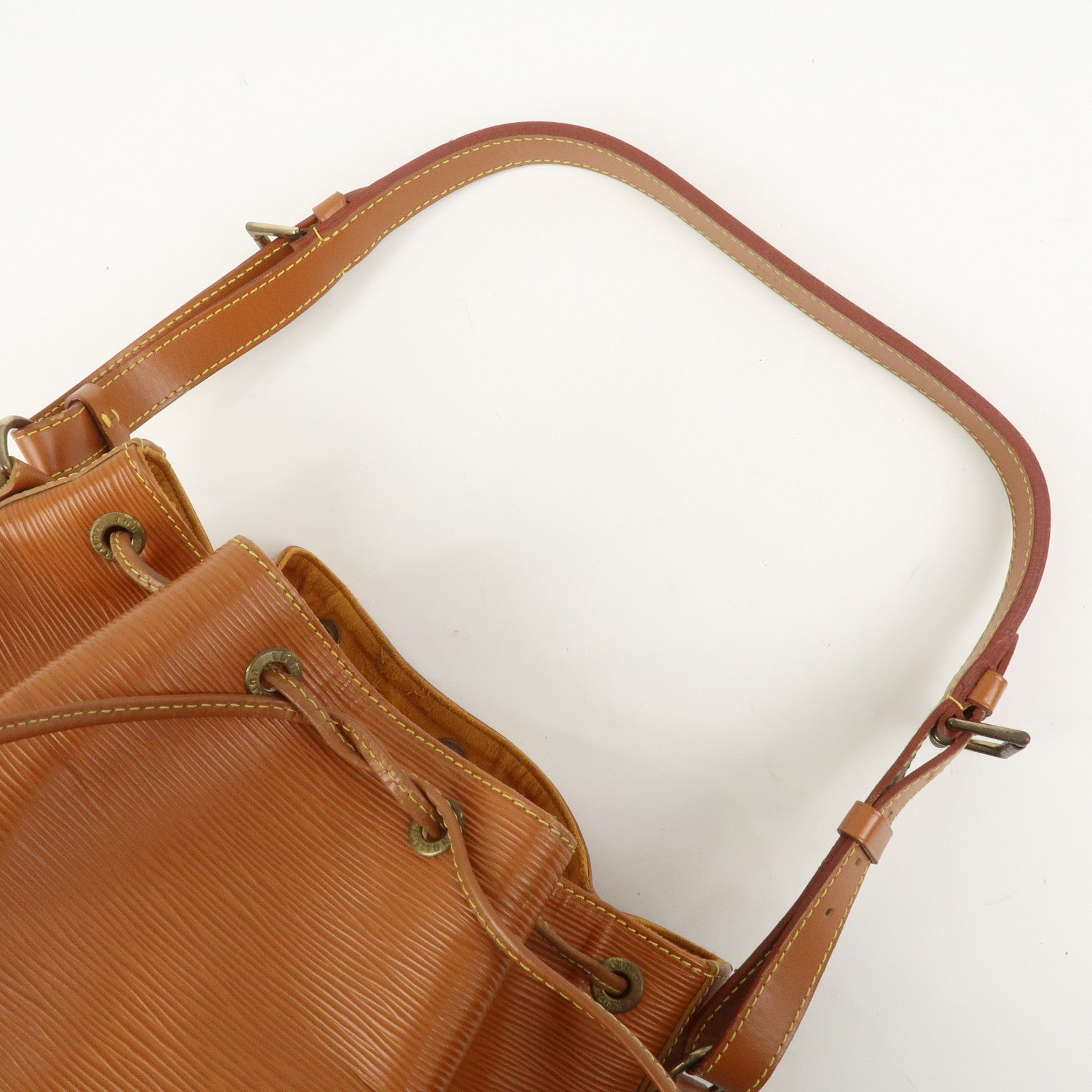 Louis Vuitton Epi Leather Petit Noe Shoulder Bag Zipang Gold M44108