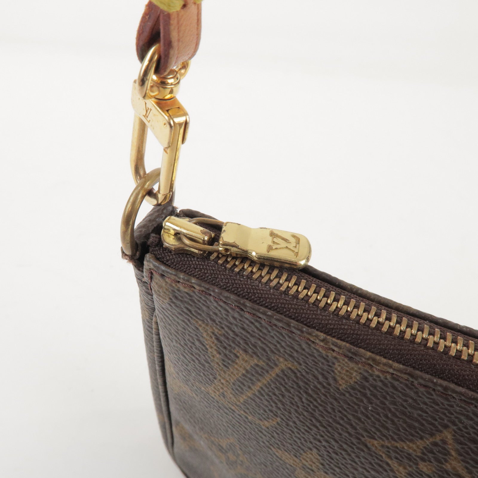 Louis Vuitton Monogram Pochette Accessoires Pouch Hand Bag M51980