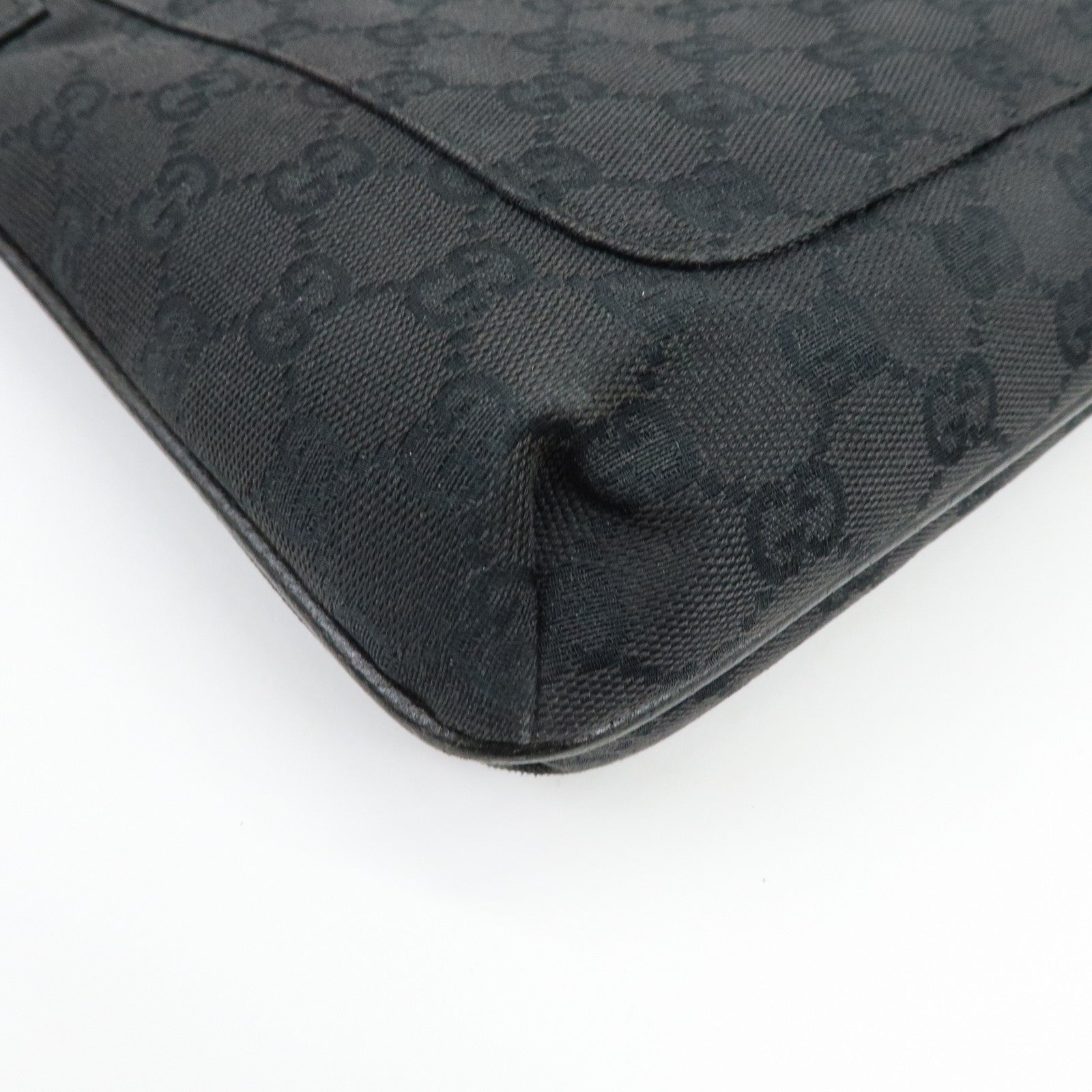 GUCCI GG Canvas Leather Shoulder Crossbody Bag Black 122793