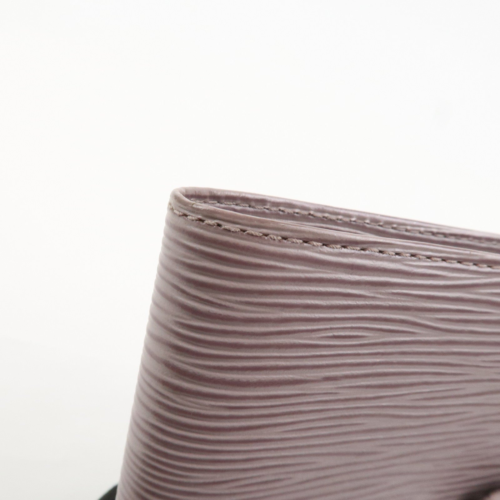 Louis Vuitton Epi Porte Billets Compact Wallet Lilac M6355B