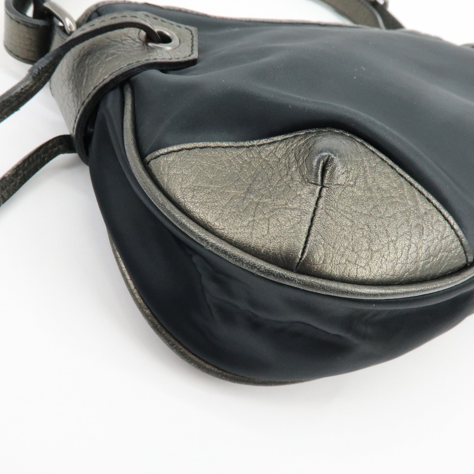 BURBERRY Logo Nylon Leather Shoulder Bag Hand Bag Black Bronze