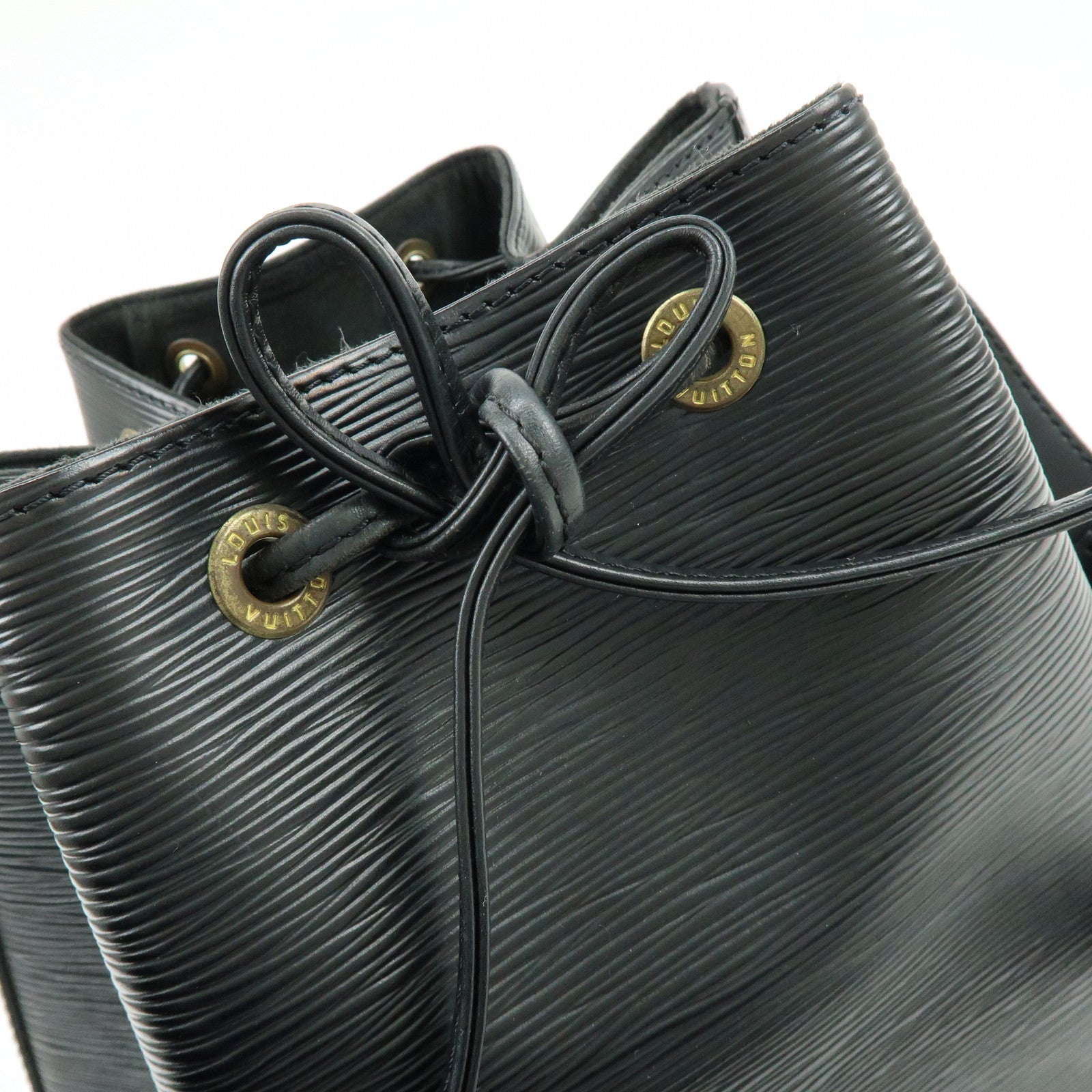 Louis Vuitton Epi Petit Noe Shoulder Bag Noir Black M59012