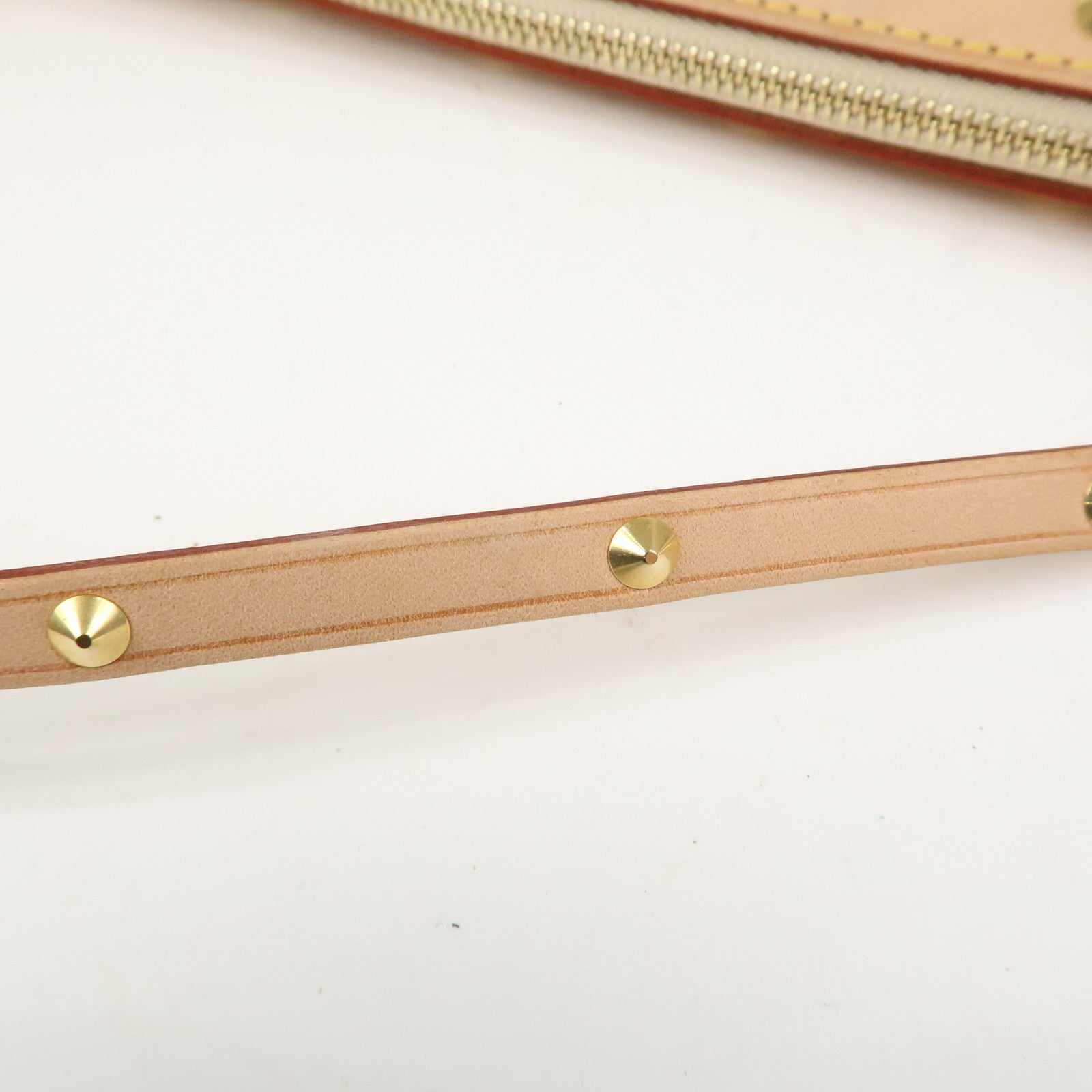 Louis Vuitton Monogram Multicolor Pochette Accessoires Blanc M92649