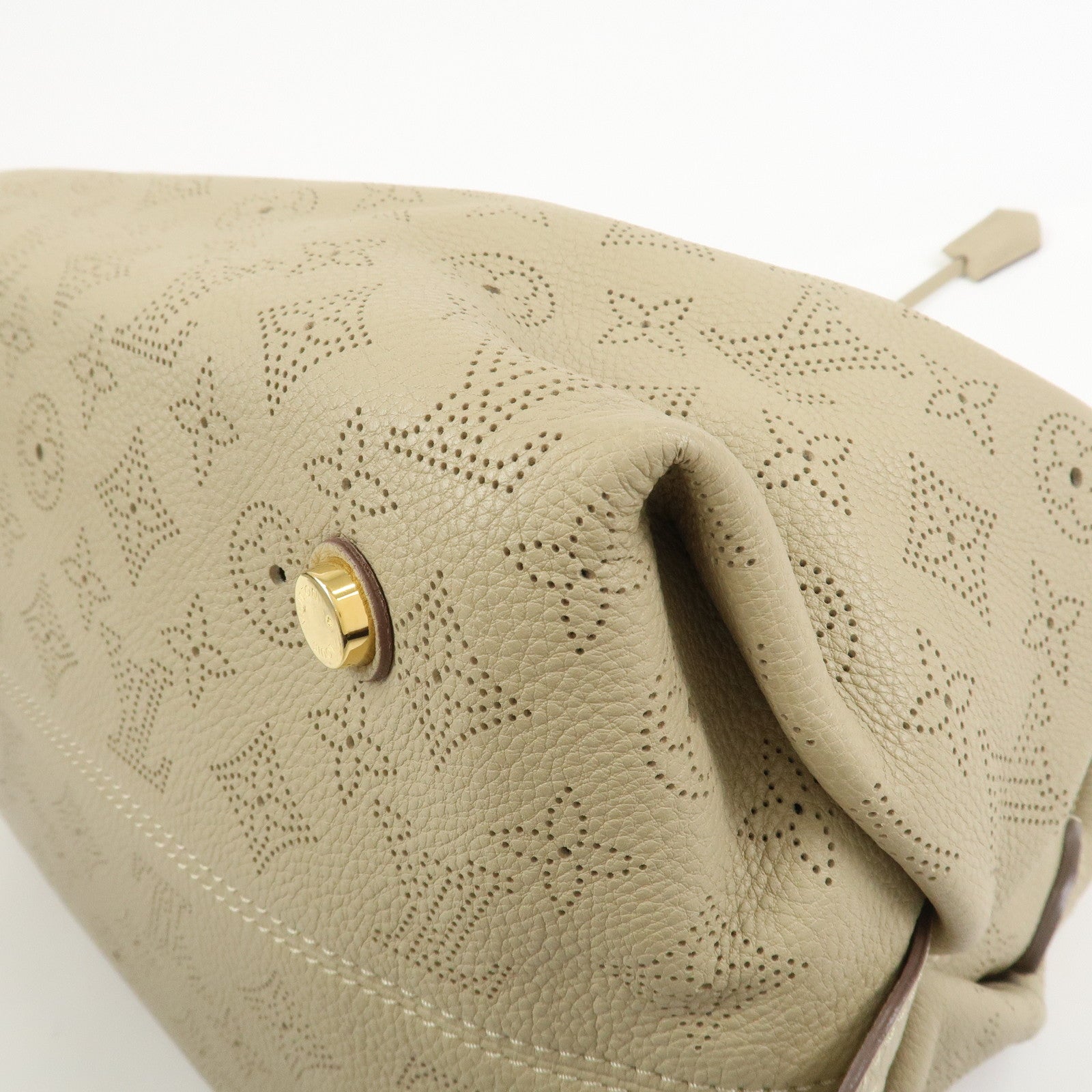 Louis Vuitton Galatea MM Leather Shoulder Bag Coquille Beige M93852