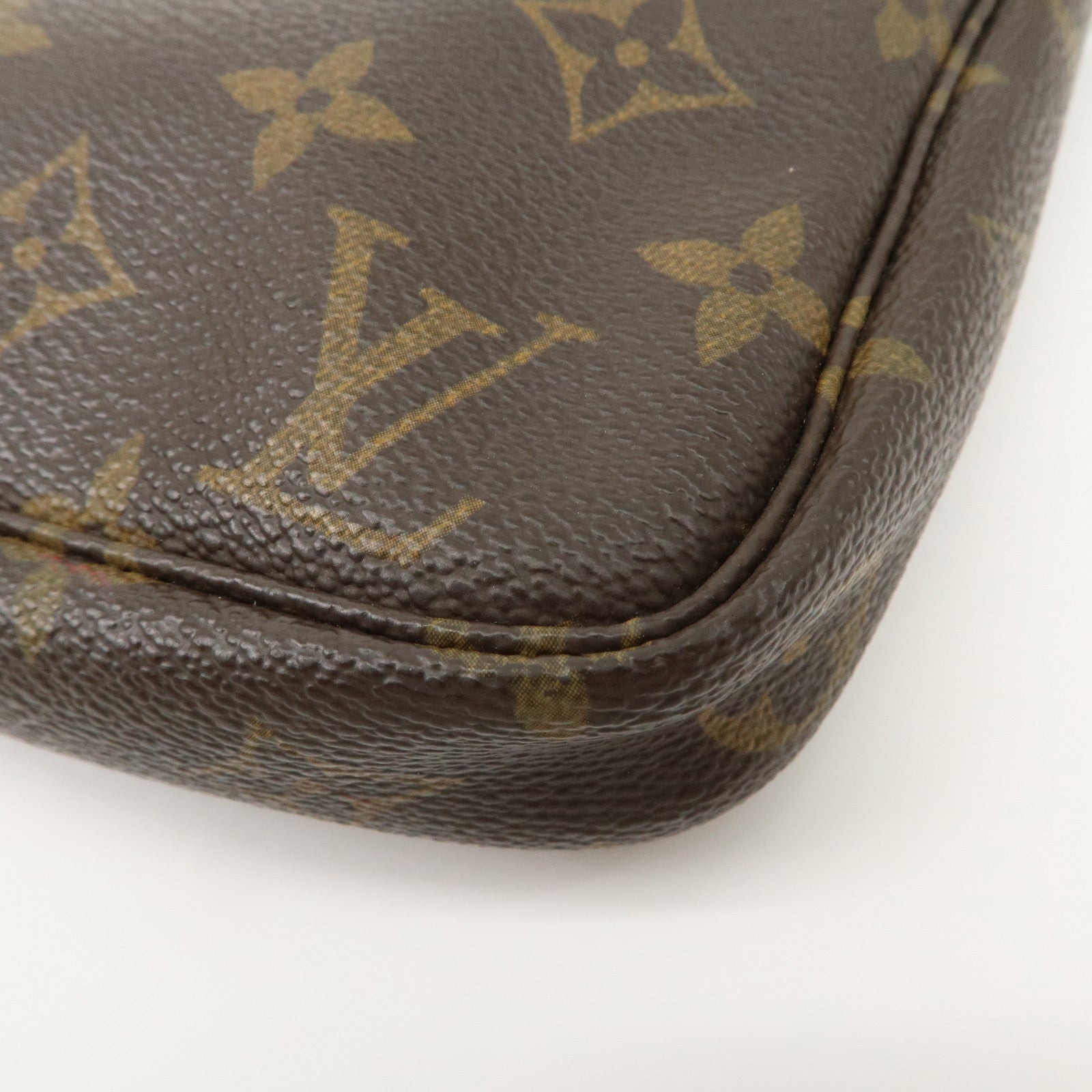 Louis Vuitton Monogram Pochette Accessoires Hand Bag Brown M51980 Used