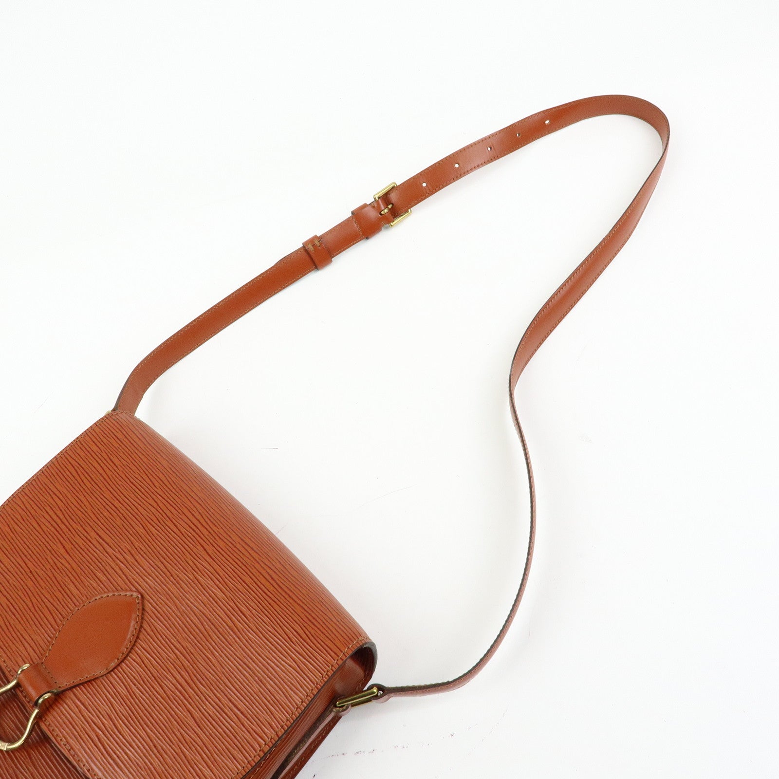 Louis Vuitton Epi Saint Cloud Shoulder Bag Kenya Brown M52193