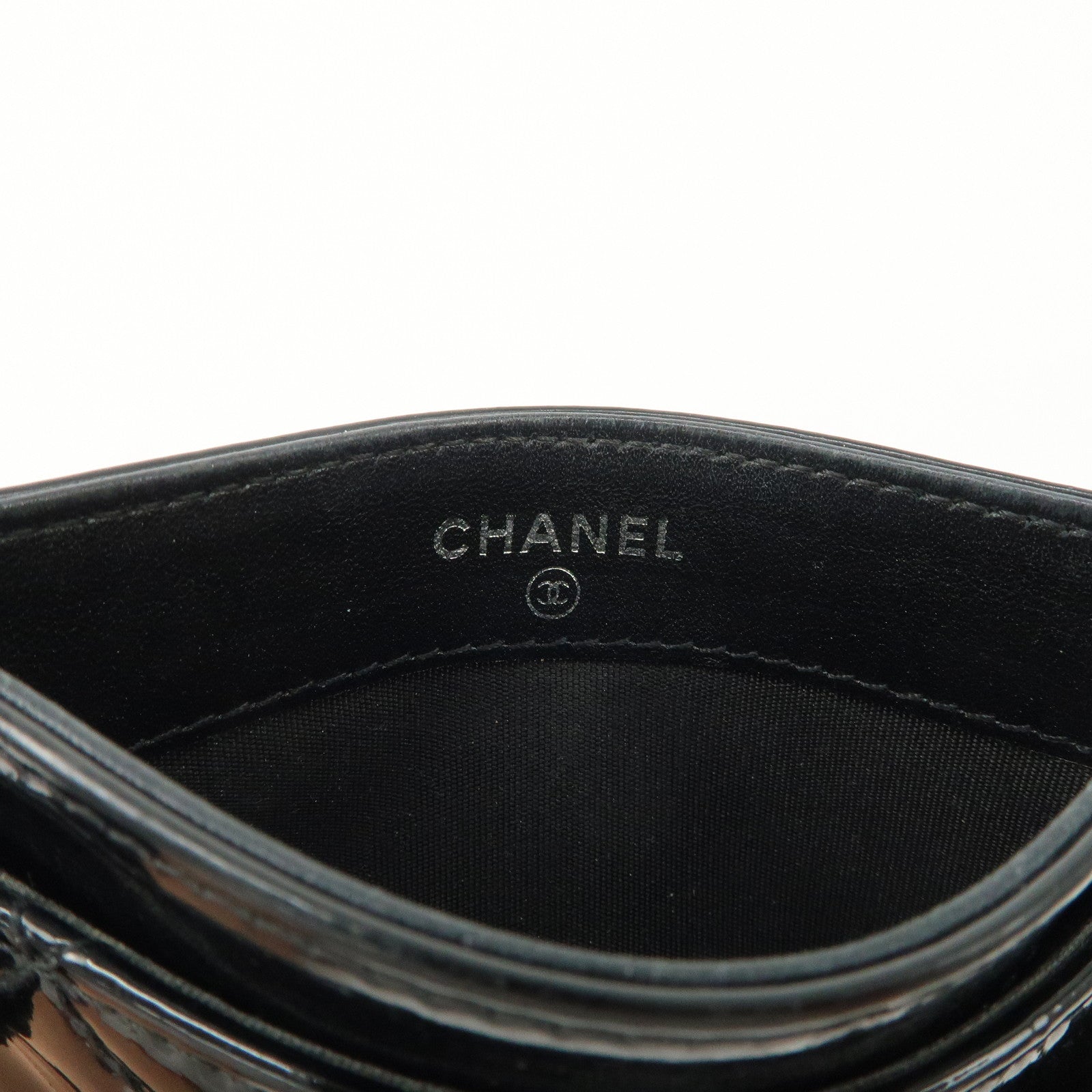 CHANEL COCO Mark Matelasse Patent Leather Card Case Black A48703