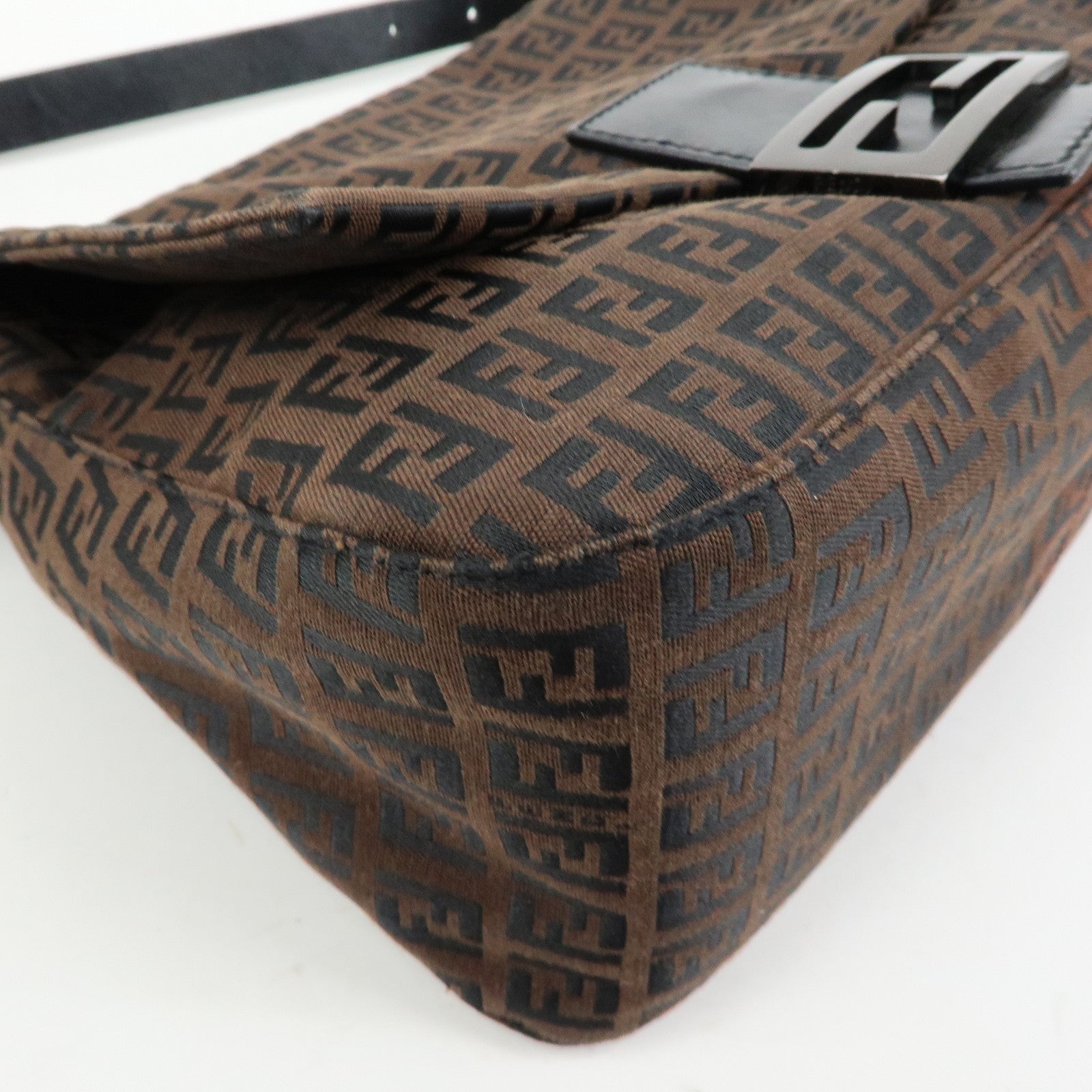 FENDI Mamma Baguette Zucchino Canvas Leather Shoulder Bag 8BR001