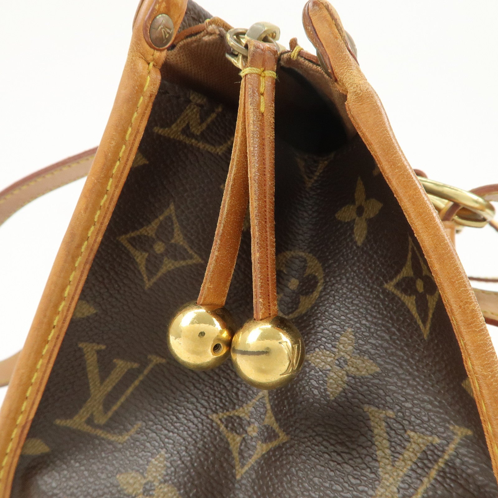 Louis Vuitton Monogram Popincourt Haut Shoulder Bag Brown M40007