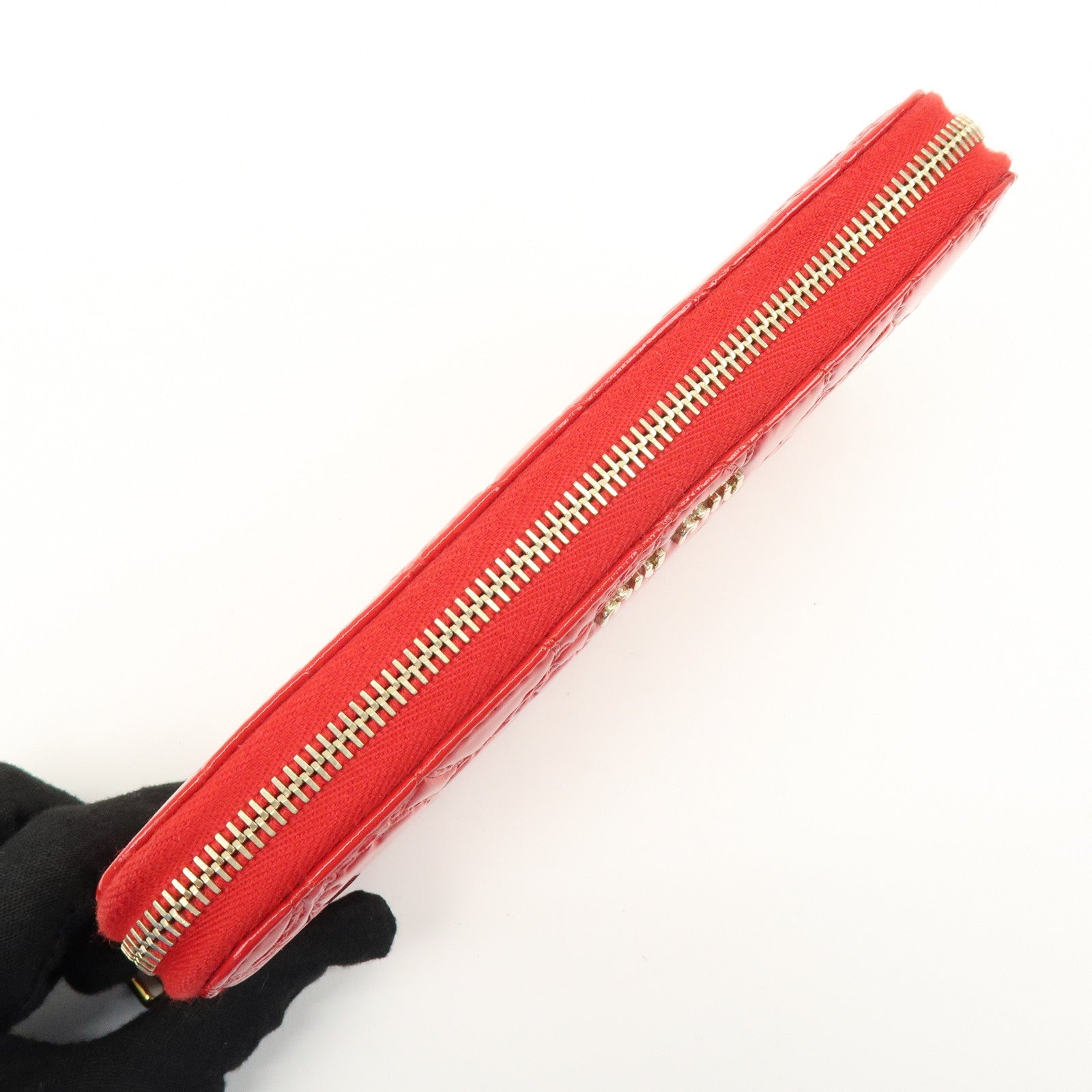 MIU MIU Patent Embossed Leather Round Zippy Long Wallet Red 5ML506