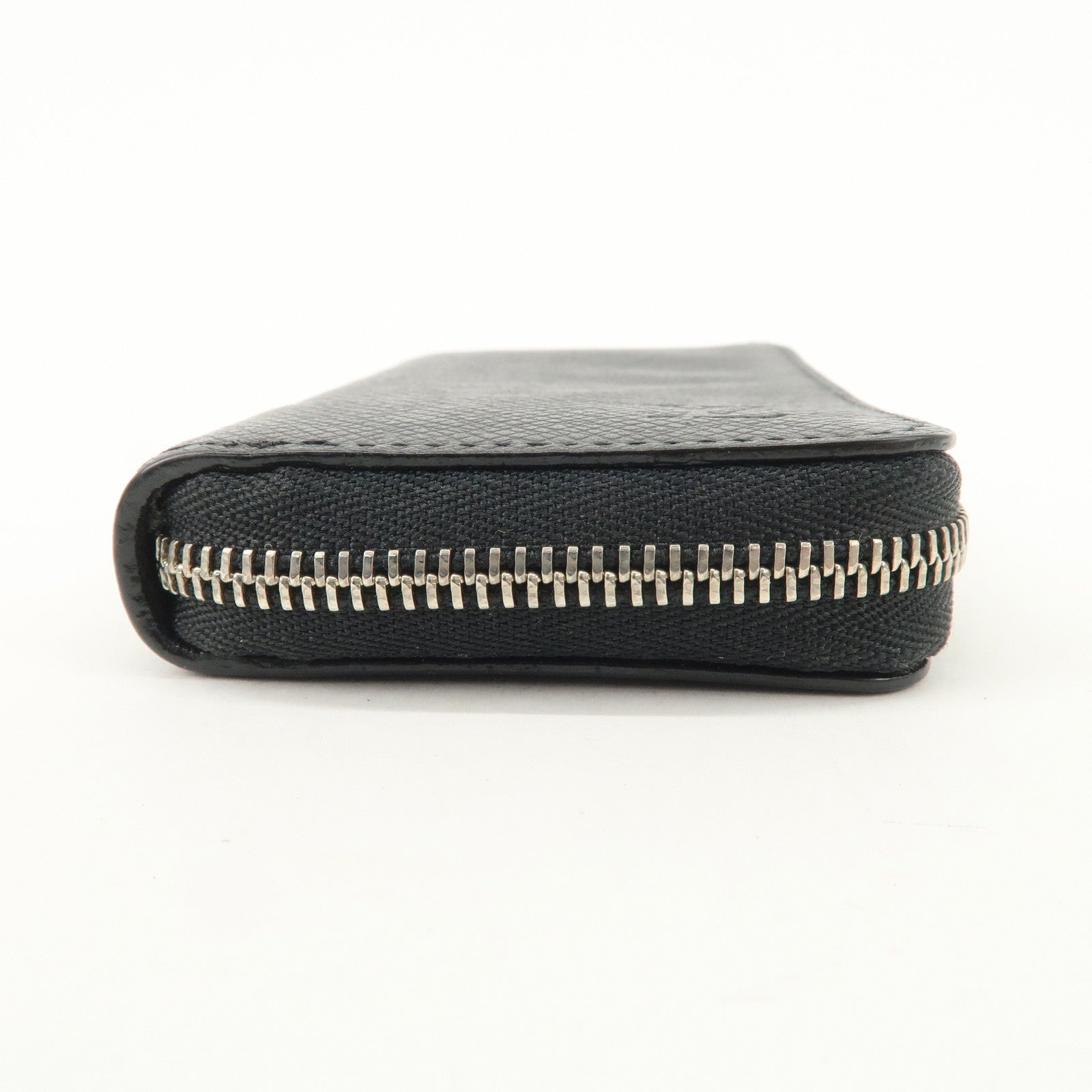 Louis Vuitton Taiga Zippy Coin Purse Coin Case Noir M30511