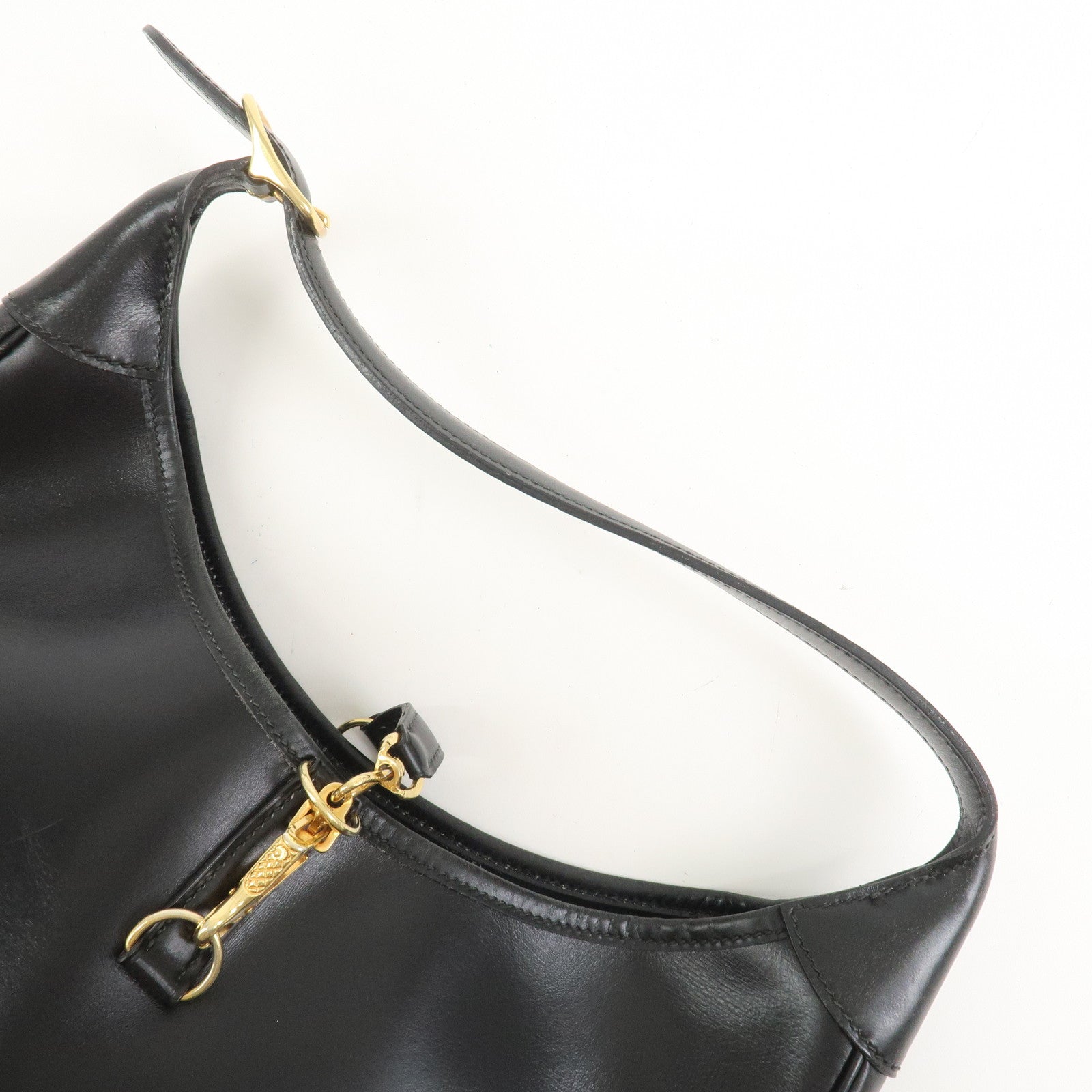 HERMES Trim 31 Courchevel Leather 〇J Stamped Shoulder Bag Balck