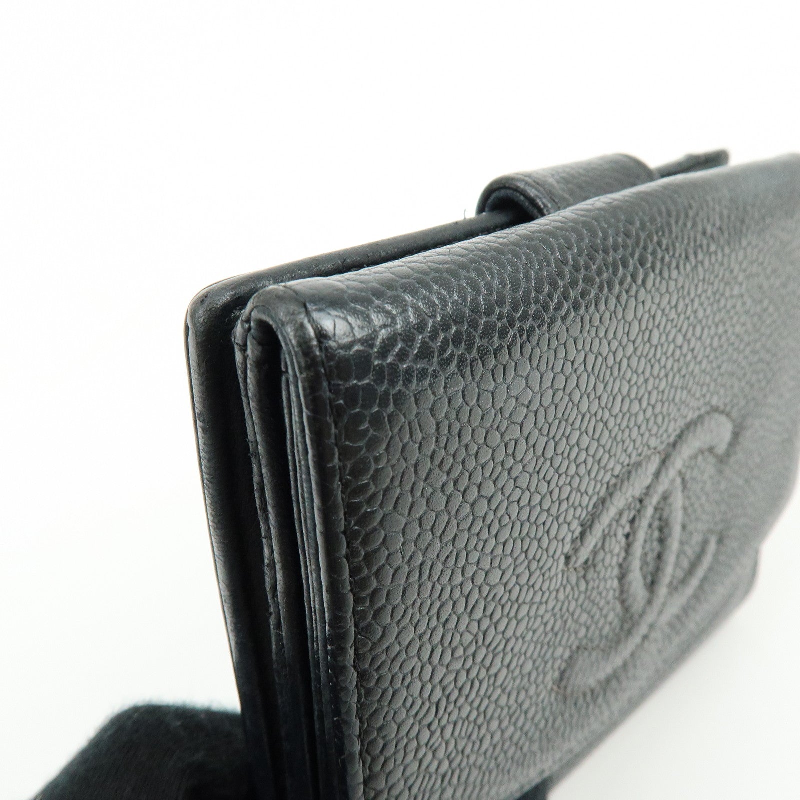 CHANEL COCO Mark Caviarskin Compact Bi-fold Wallet Black