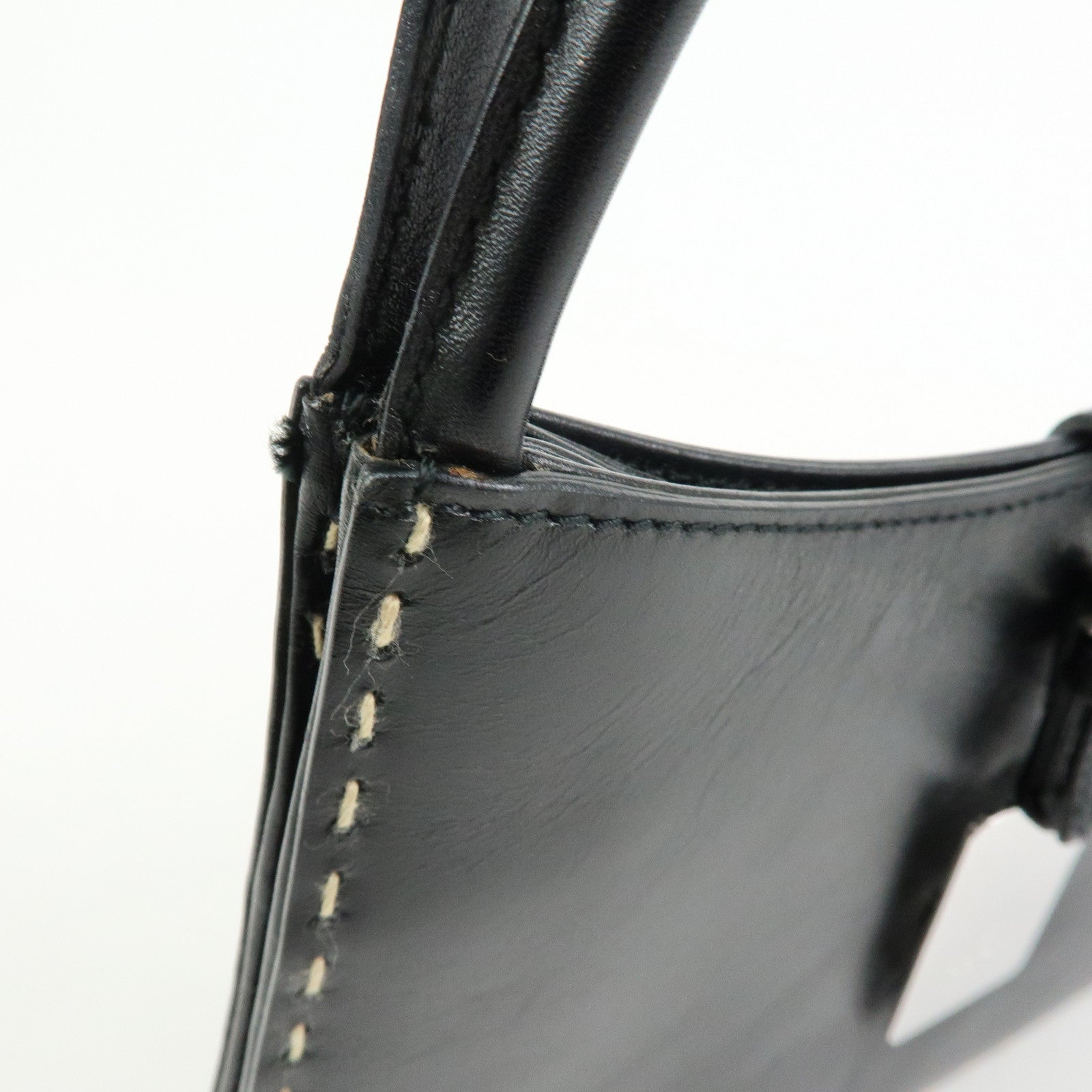 GUCCI Logo Plate Leather Hand Shoulder Bag Black 001・4279・204990