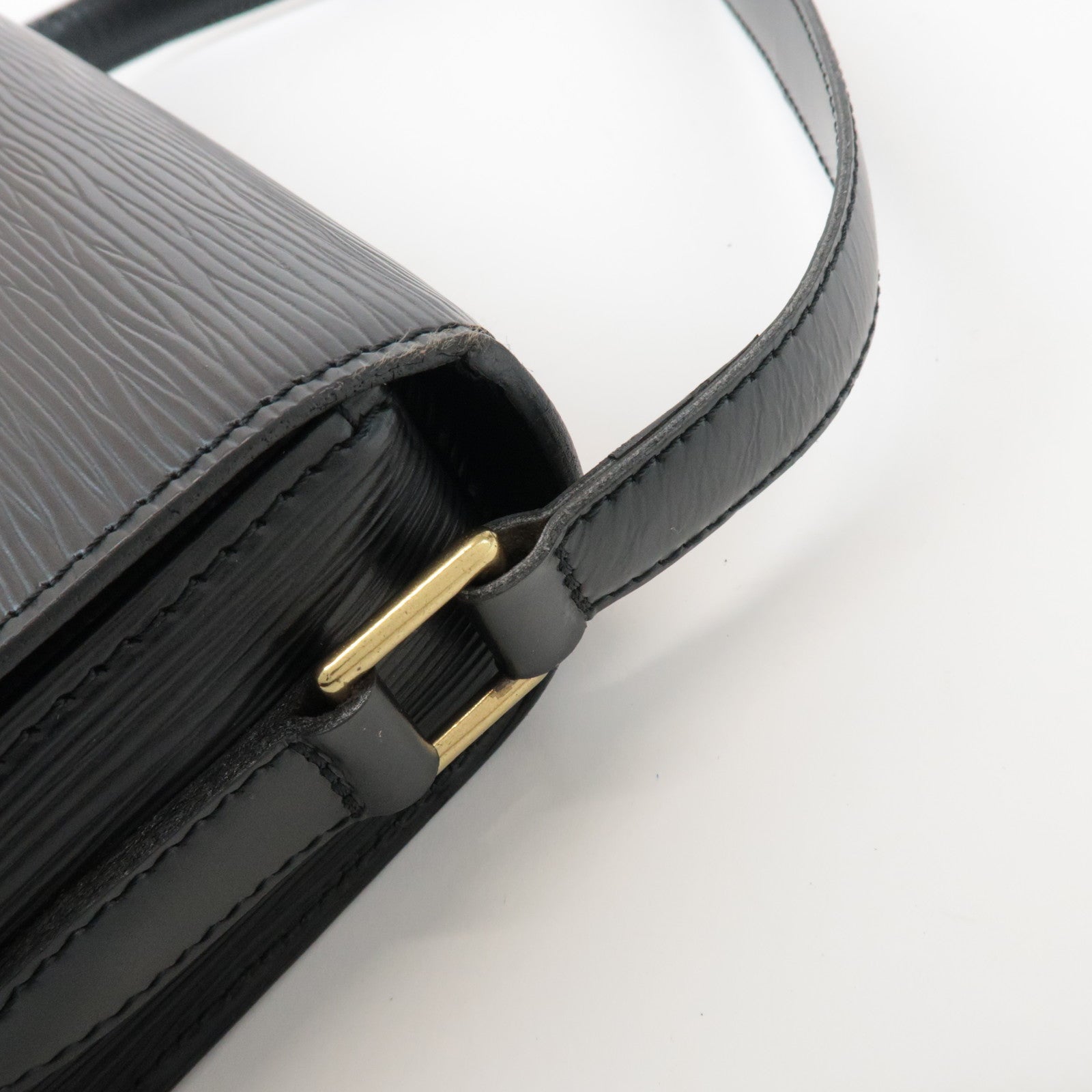 Louis Vuitton Epi Saint Cloud Shoulder Bag Black Noir M52192