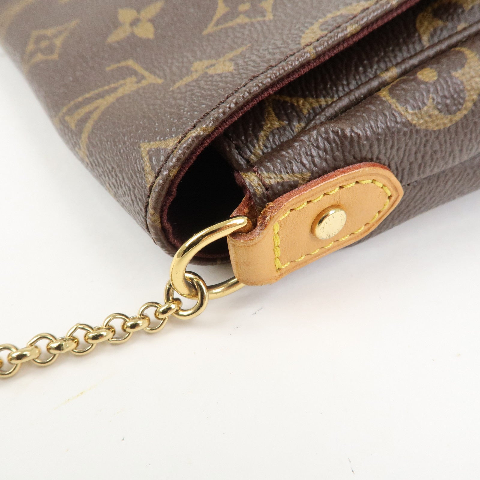 Louis Vuitton Monogram Favorite MM Shoulder Bag Brown M40718