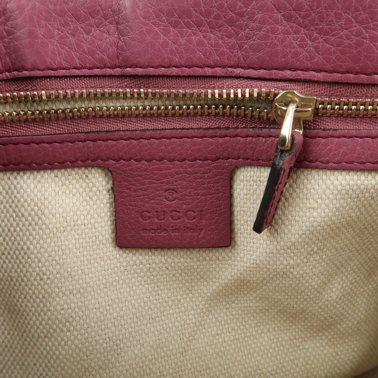 GUCCI SOHO Leather Chain Shoulder Bag Purse Purple 336752