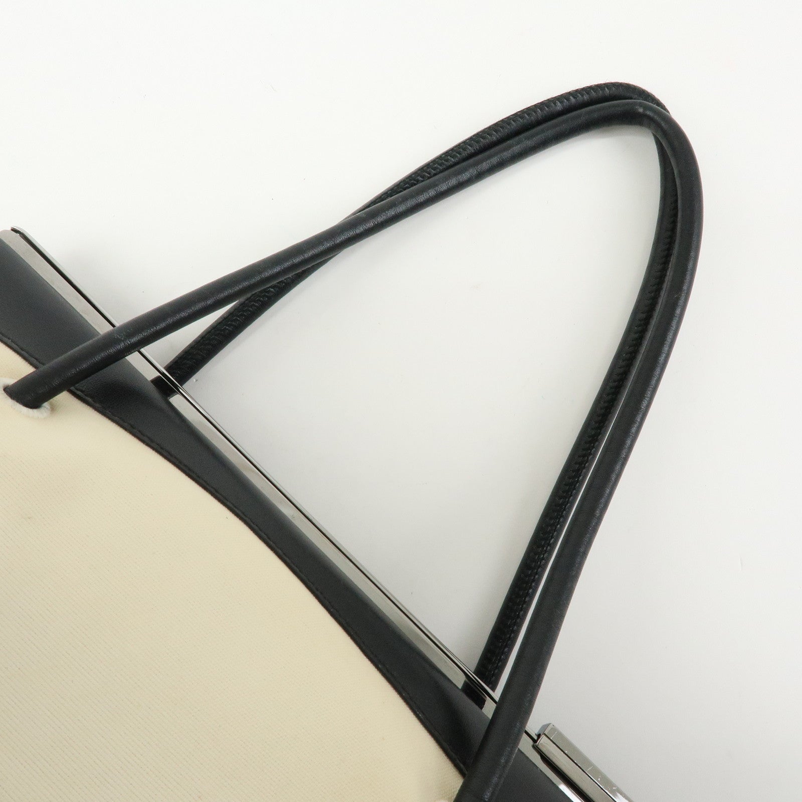 GUCCI Canvas Leather Hand Bag Ivory Black 92726