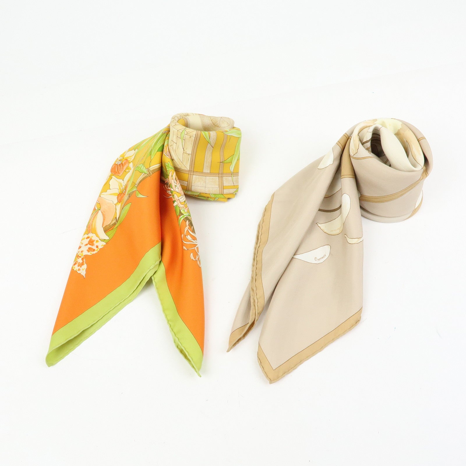 HERMES Carre 90 Set of 2 Silk 100% Scarf au gre du vent SERENITE