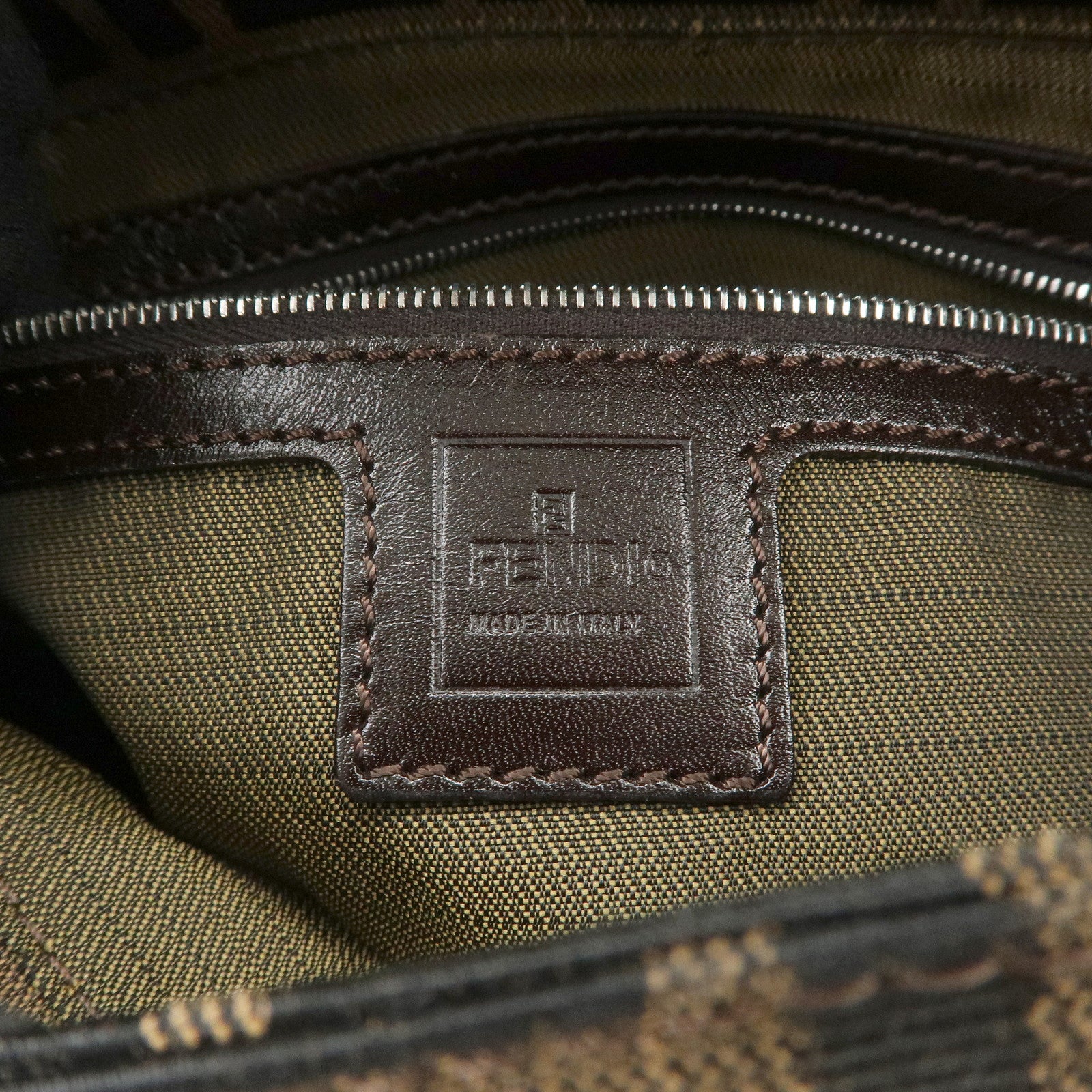 FENDI Mamma Baguette Canvas Leather Shoulder Bag Silver HDW 26325 Used