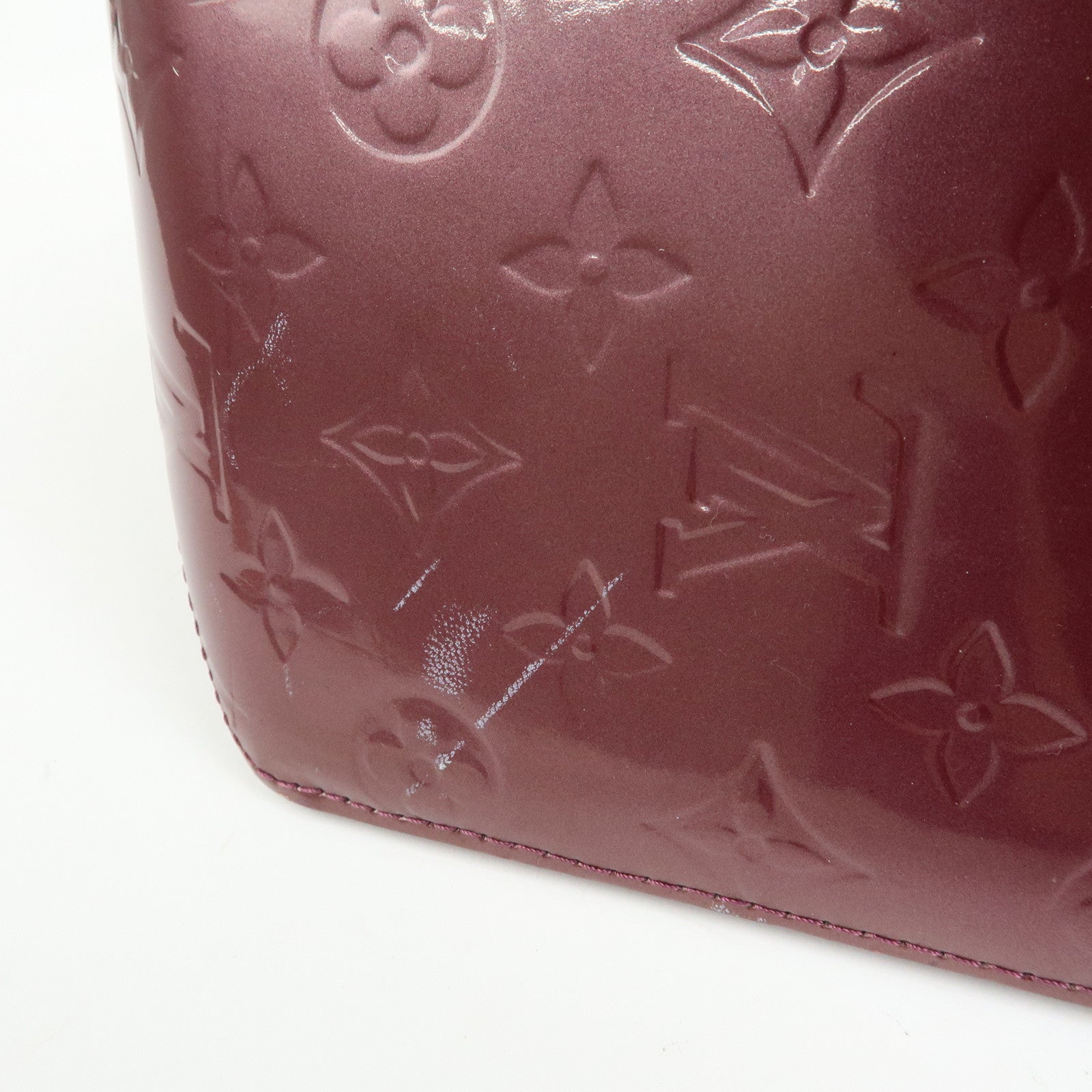 Louis Vuitton Monogram Vernis Bellevue PM Hand Bag Violet M93584