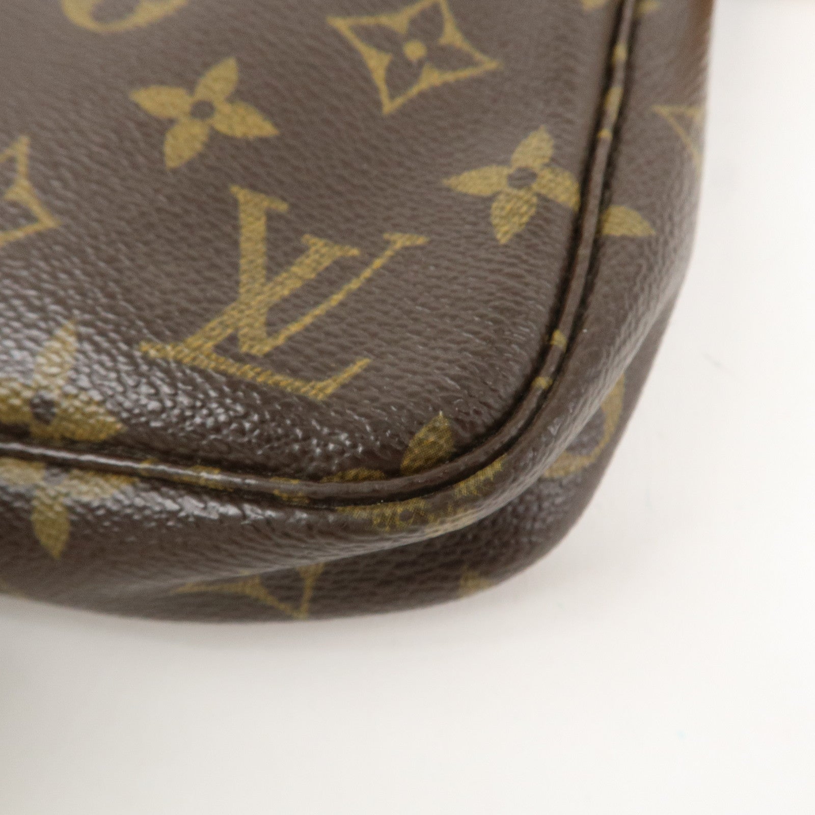 Louis Vuitton Monogram Pochette Accessoires Pochette Pouch M51980 Used